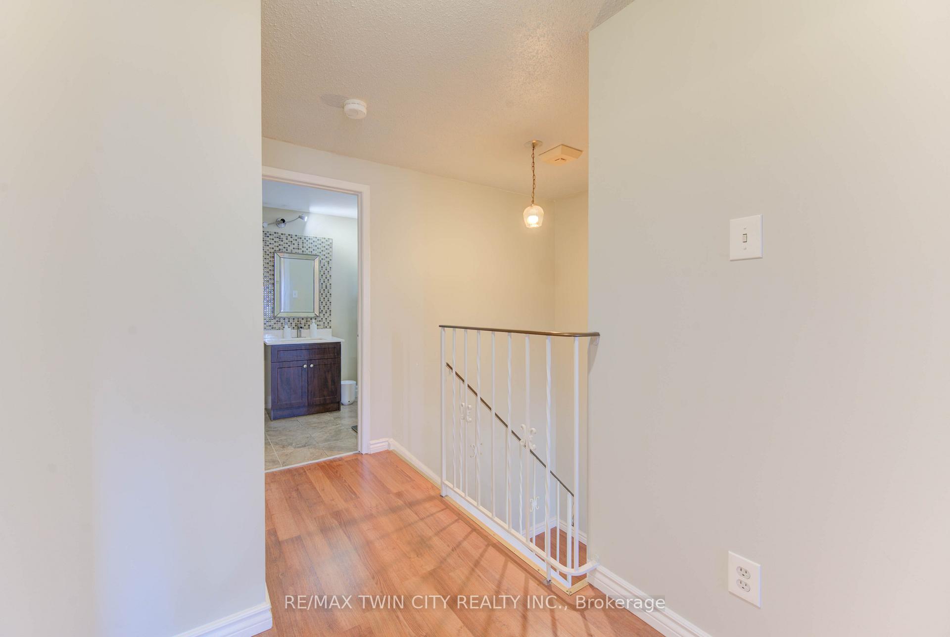 Photo 18 of Unit 47, 14 Williamsburg Road, Kitchener, Laurentian Hills — HOMEH