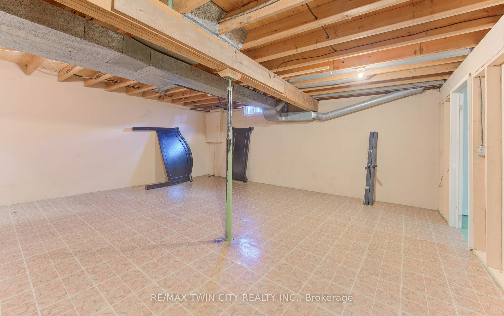Photo 22 of Unit 47, 14 Williamsburg Road, Kitchener, Laurentian Hills — HOMEH