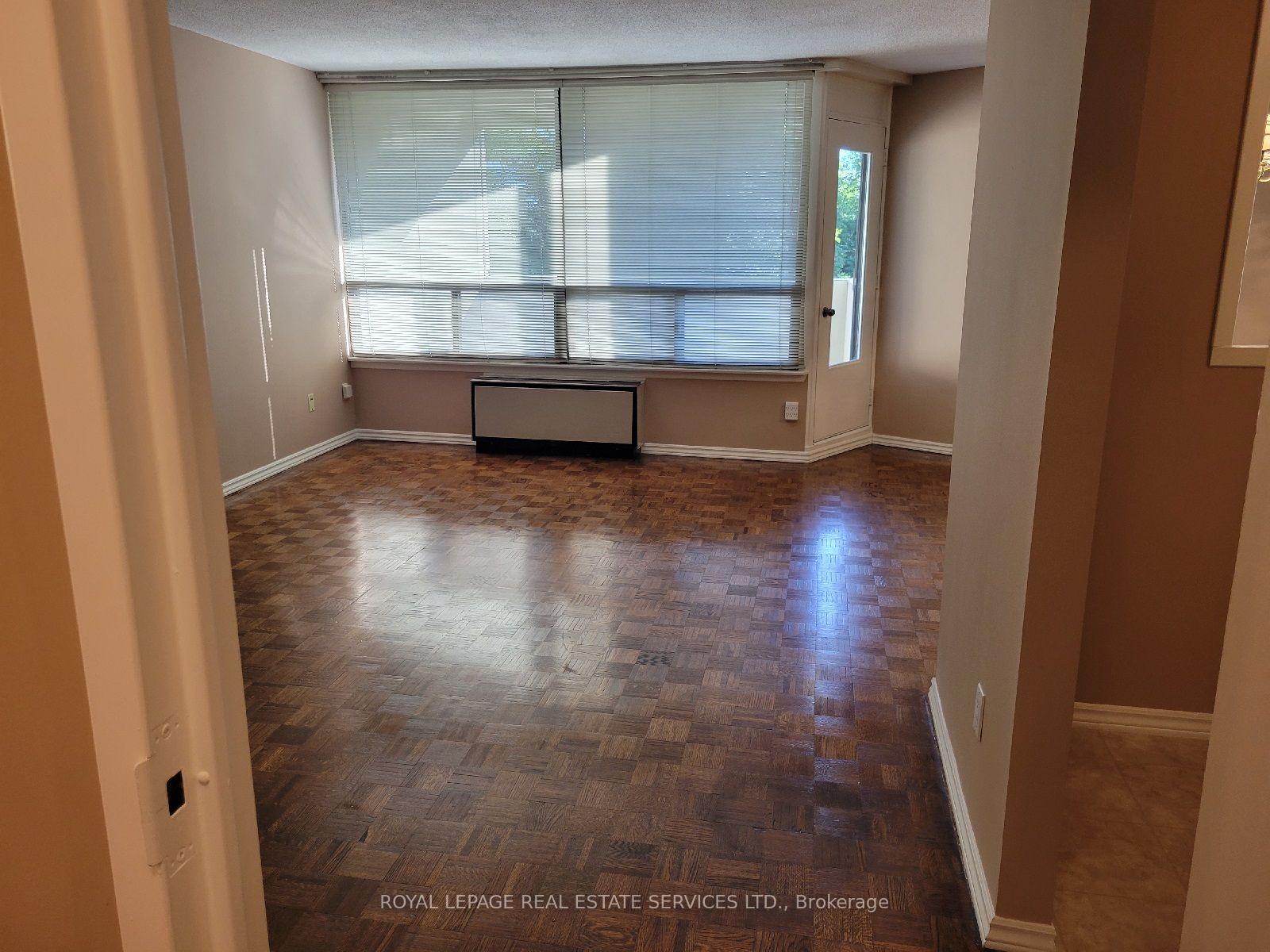 Photo 14 of Unit A15, 296 Mill Road, Etobicoke, Markland Wood — HOMEH