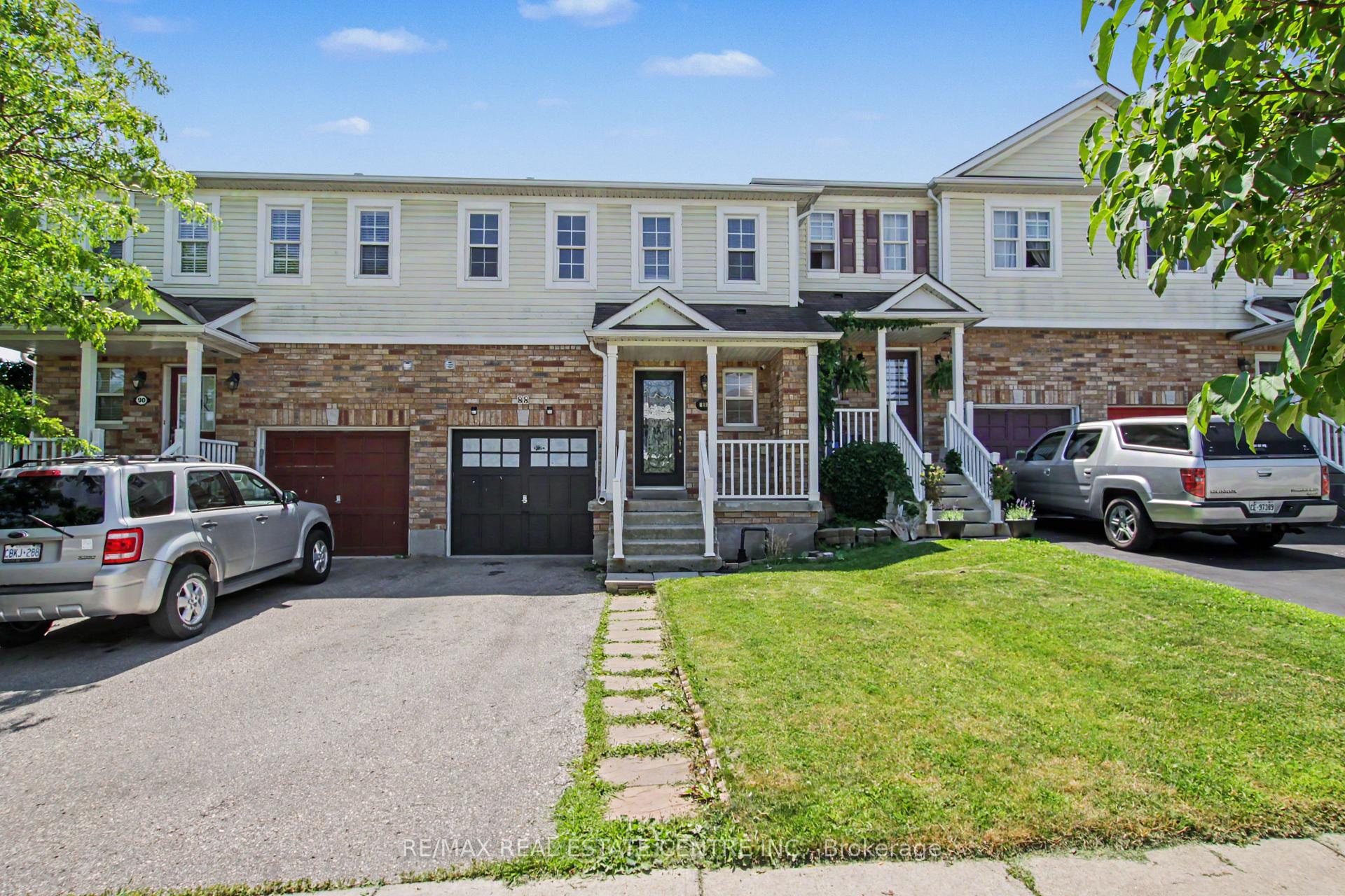 Photo 1 of 88 Bloomington Drive, Cambridge, Christopher-Champlain — HOMEH