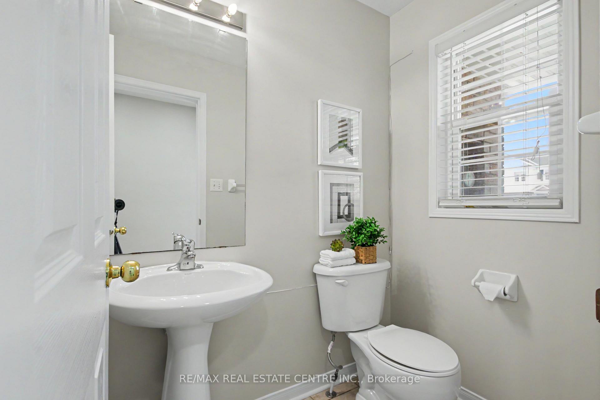 Photo 6 of 88 Bloomington Drive, Cambridge, Christopher-Champlain — HOMEH