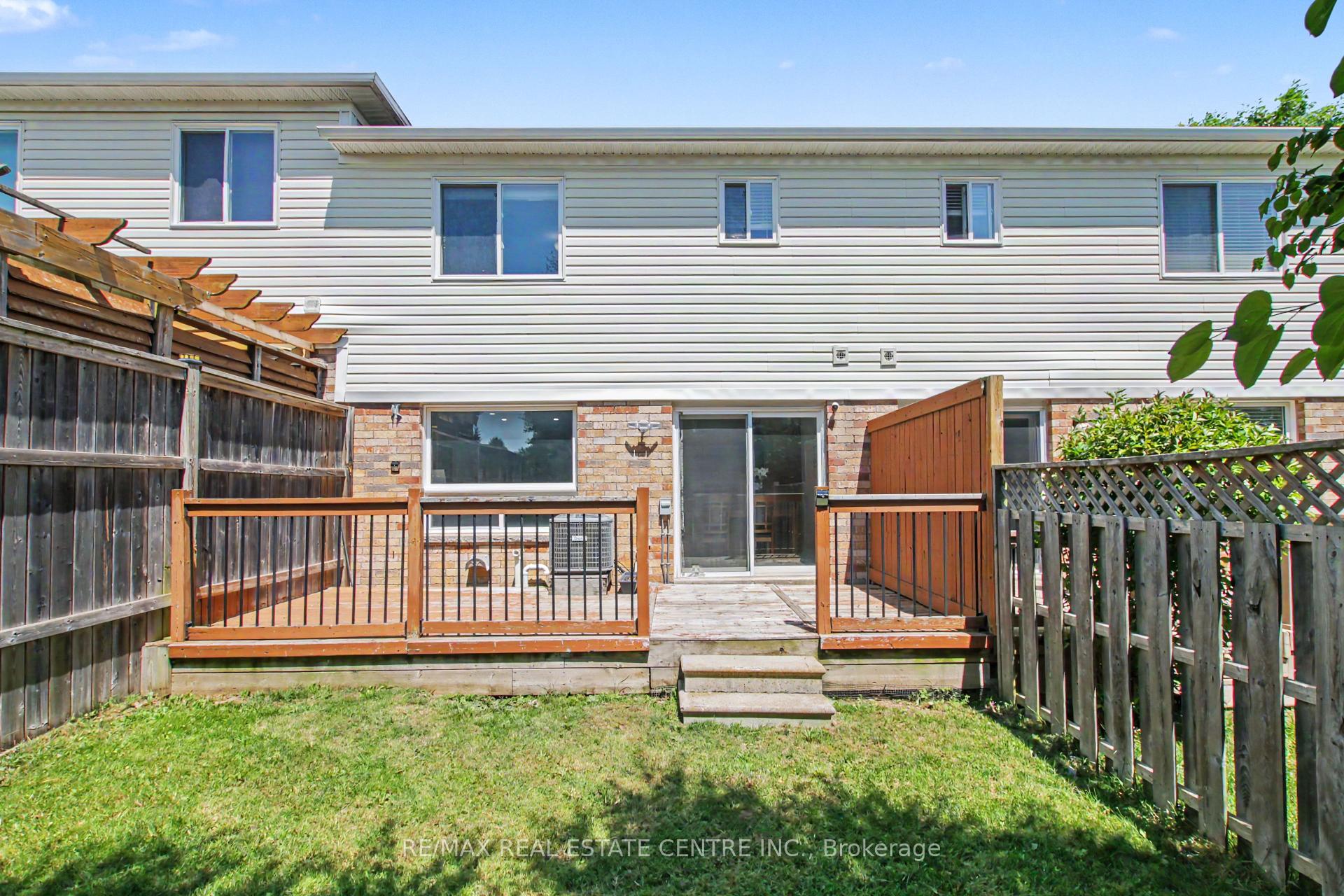 Photo 29 of 88 Bloomington Drive, Cambridge, Christopher-Champlain — HOMEH