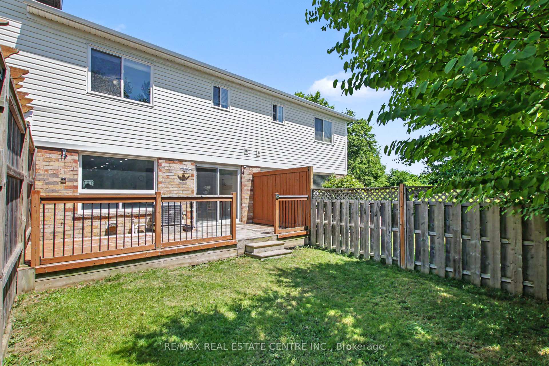 Photo 30 of 88 Bloomington Drive, Cambridge, Christopher-Champlain — HOMEH