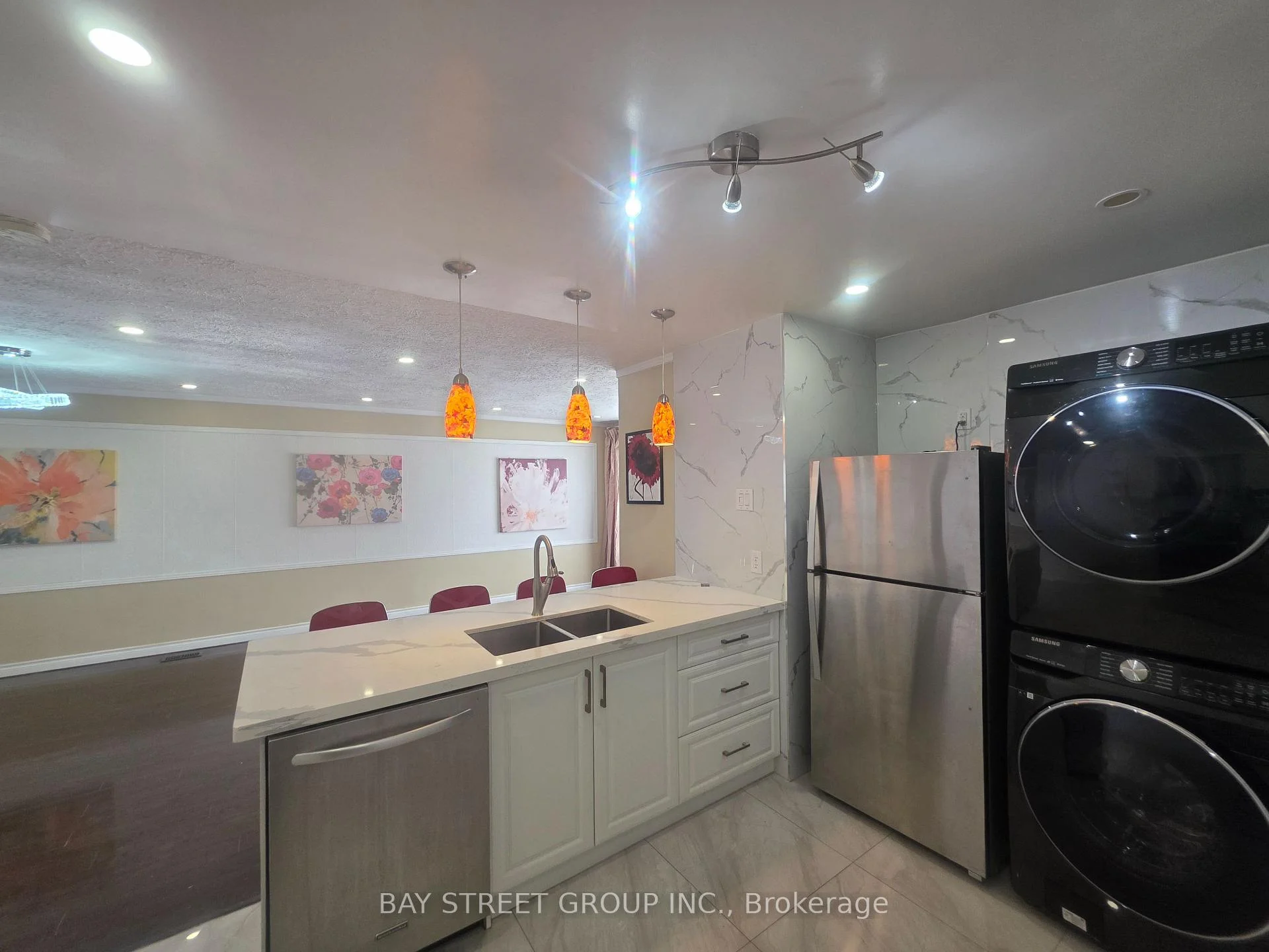 Photo 13 of Unit Main, 211 Beechy Drive, Richmond Hill, Crosby — HOMEH