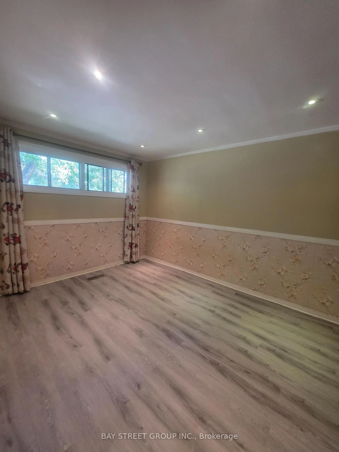 Photo 19 of Unit Main, 211 Beechy Drive, Richmond Hill, Crosby — HOMEH