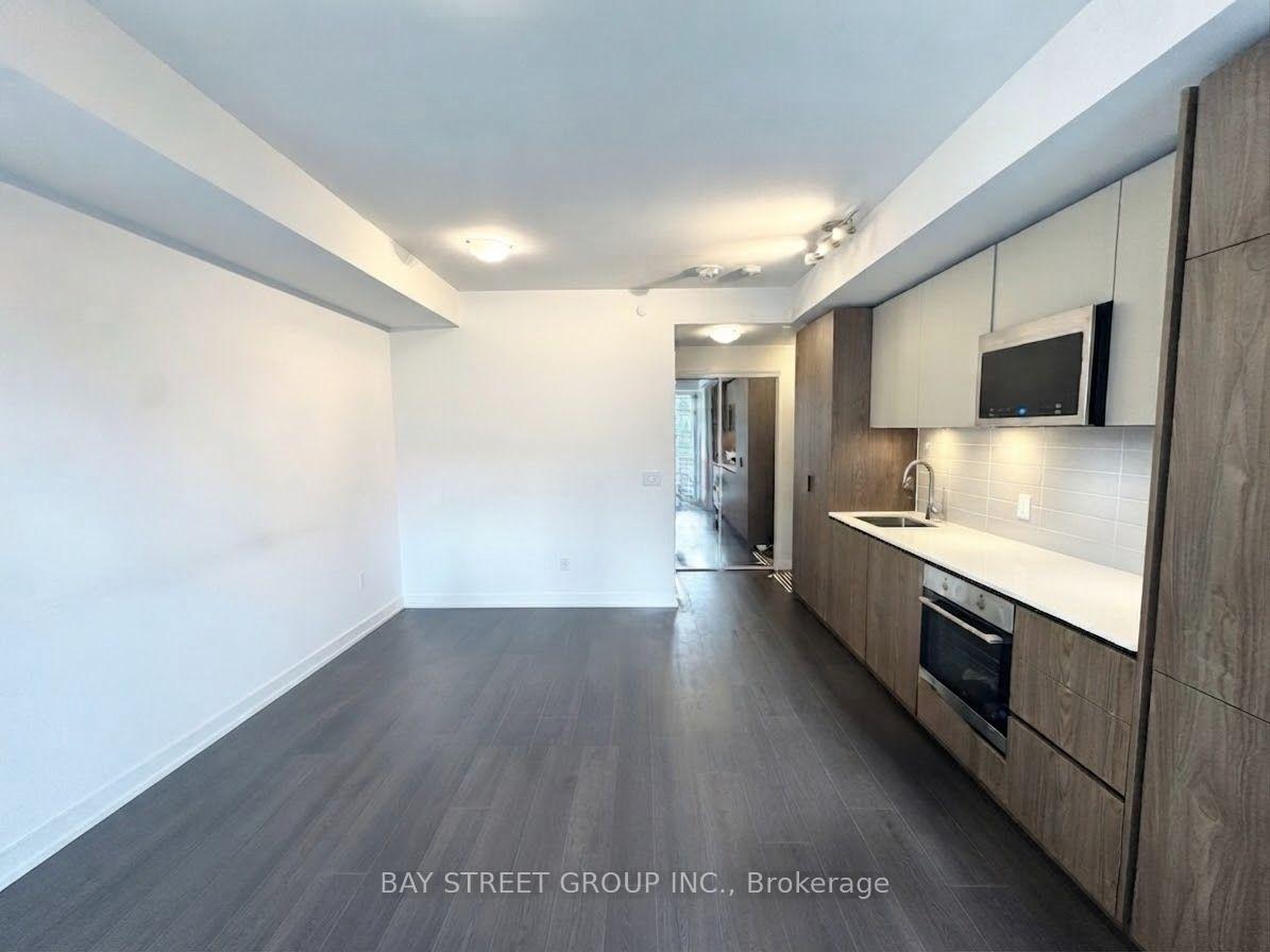 Photo 6 of Unit 3015, 8 Widmer Street, Toronto, Waterfront Communities — HOMEH