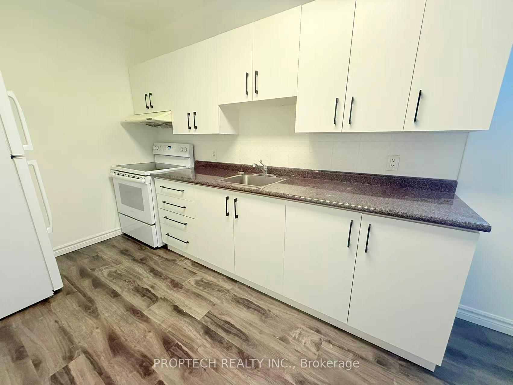 Photo 3 of Unit 2, 373 Broadview Avenue, Toronto, North Riverdale — HOMEH
