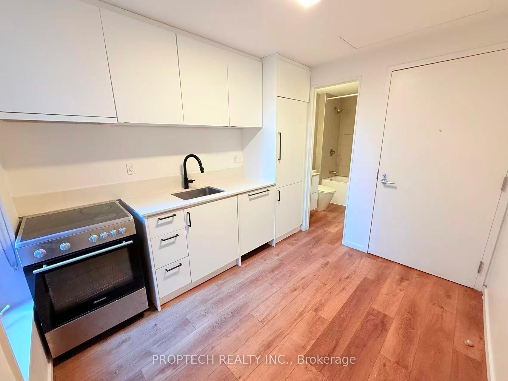 Photo 4 of Unit 206, 377 Broadview Avenue, Toronto, North Riverdale — HOMEH