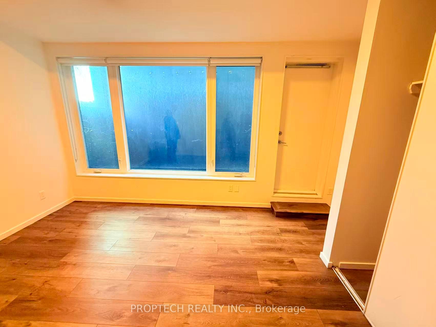 Photo 5 of Unit 206, 377 Broadview Avenue, Toronto, North Riverdale — HOMEH