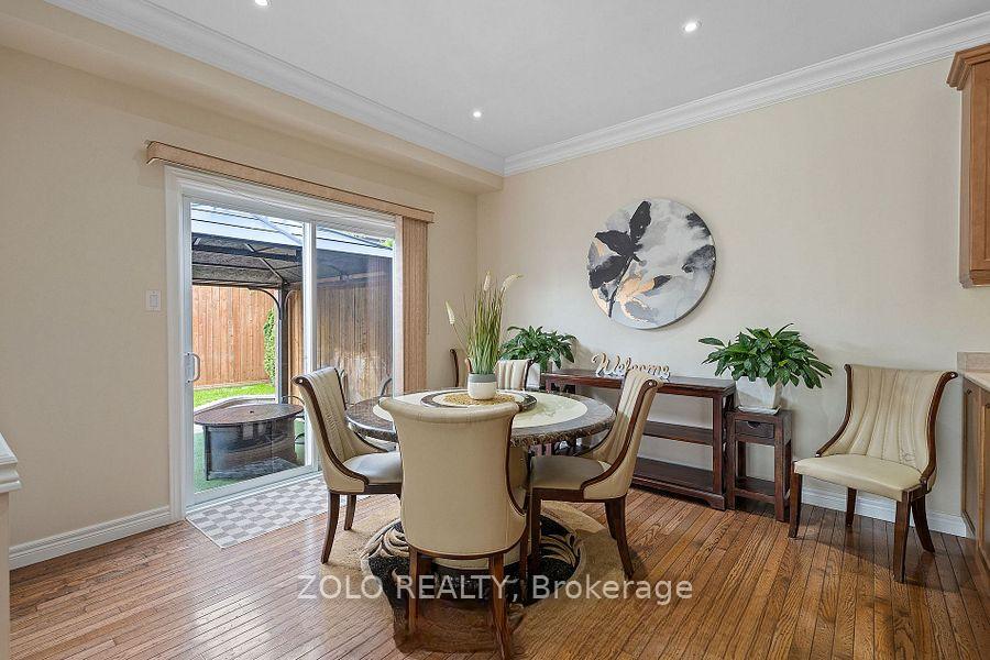 Photo 18 of 42 Vinifera Drive, Grimsby, Grimsby East — HOMEH