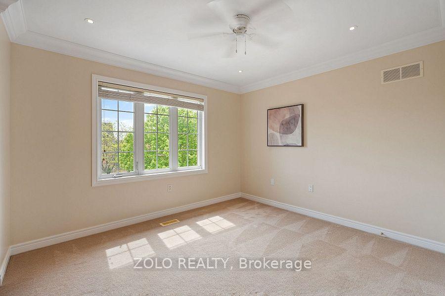 Photo 25 of 42 Vinifera Drive, Grimsby, Grimsby East — HOMEH