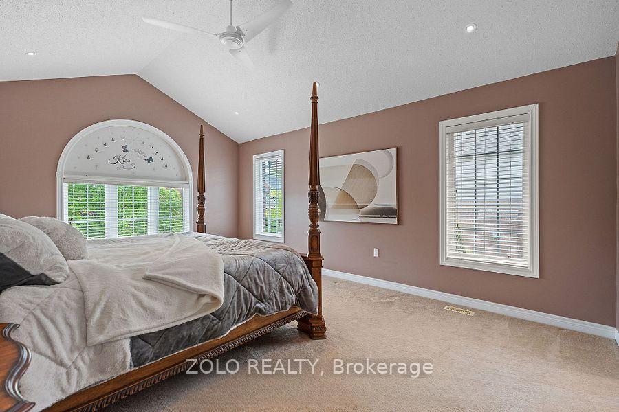 Photo 26 of 42 Vinifera Drive, Grimsby, Grimsby East — HOMEH