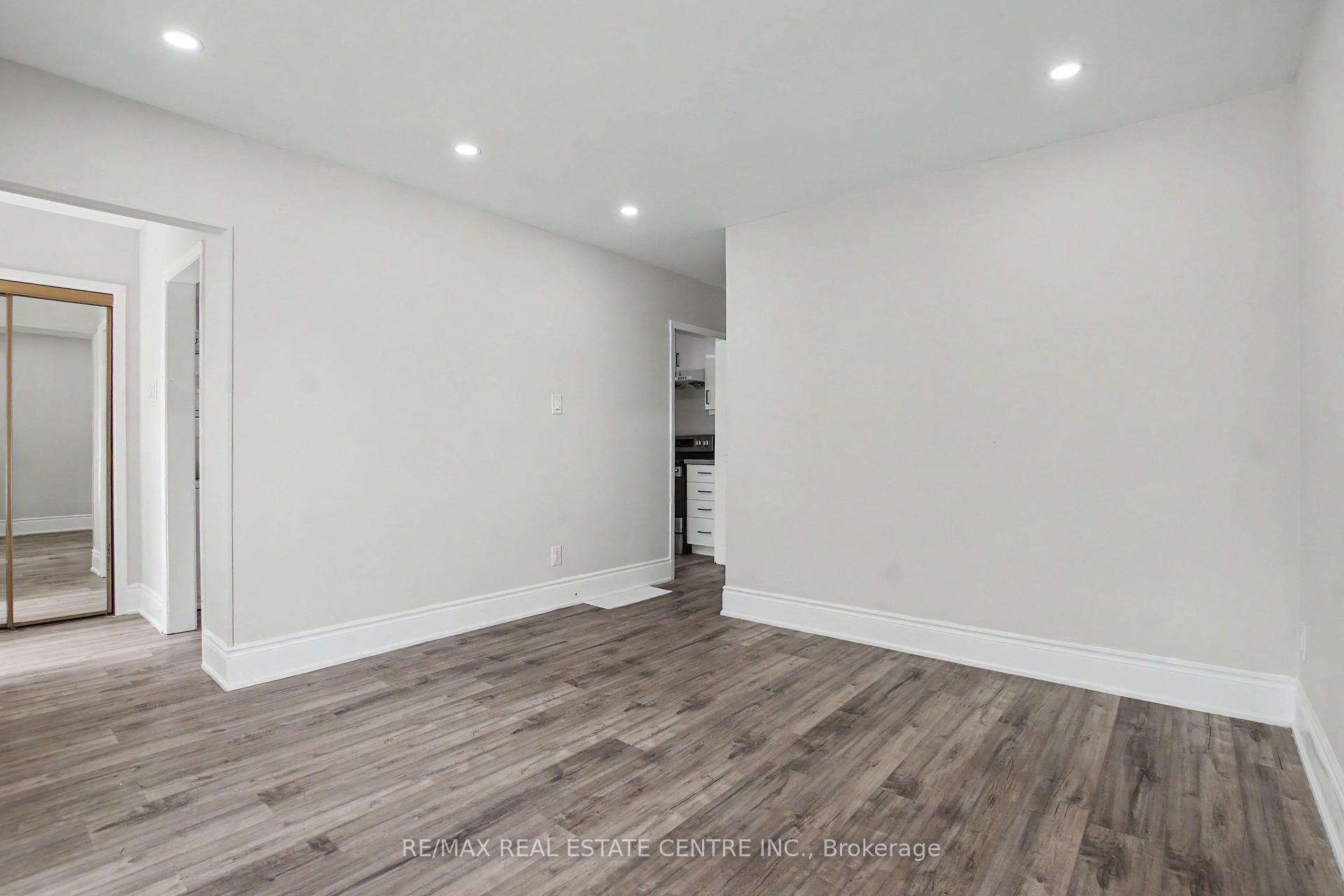 Photo 7 of 46 Northwood Drive, Brampton, Northwood Park — HOMEH