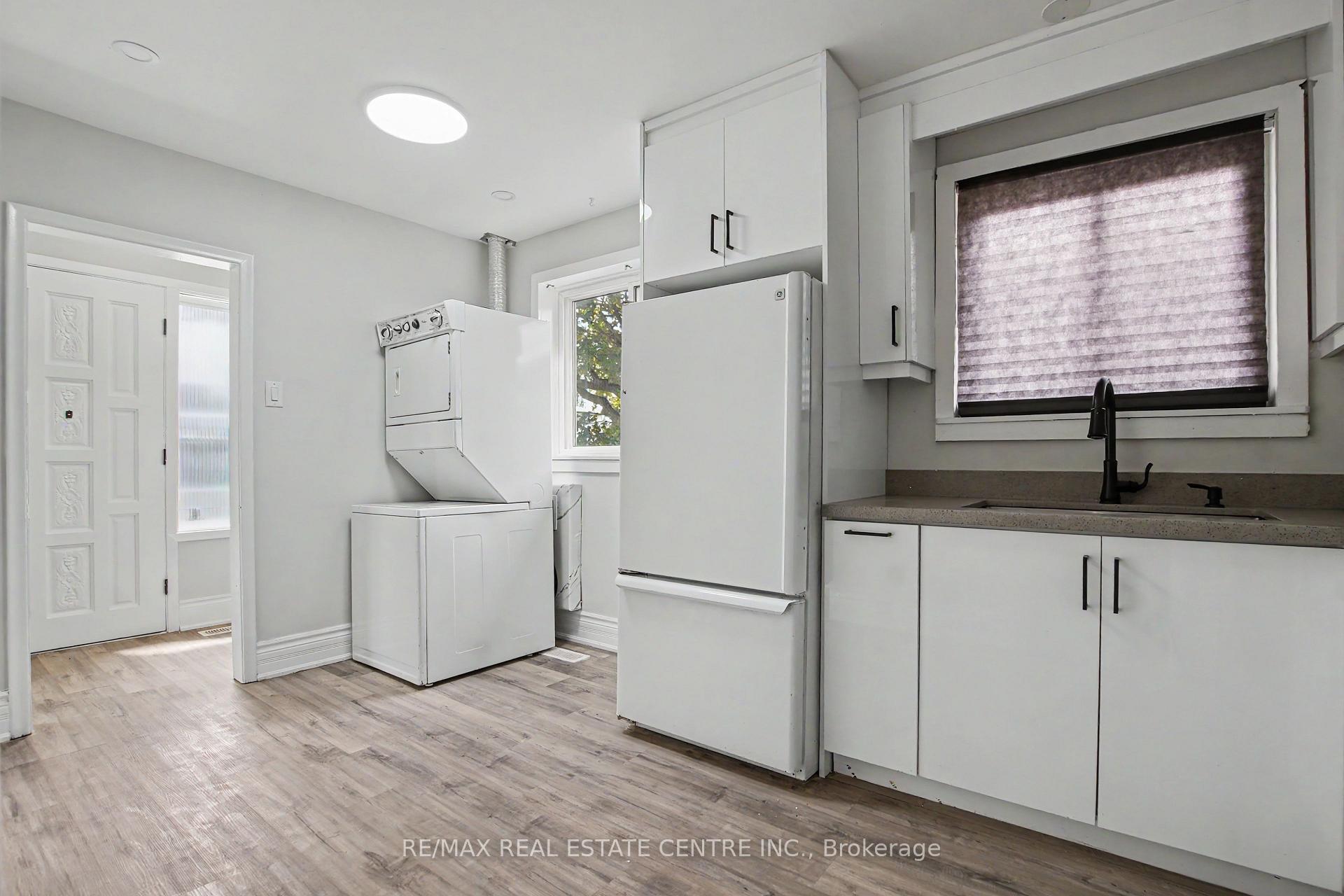 Photo 13 of 46 Northwood Drive, Brampton, Northwood Park — HOMEH