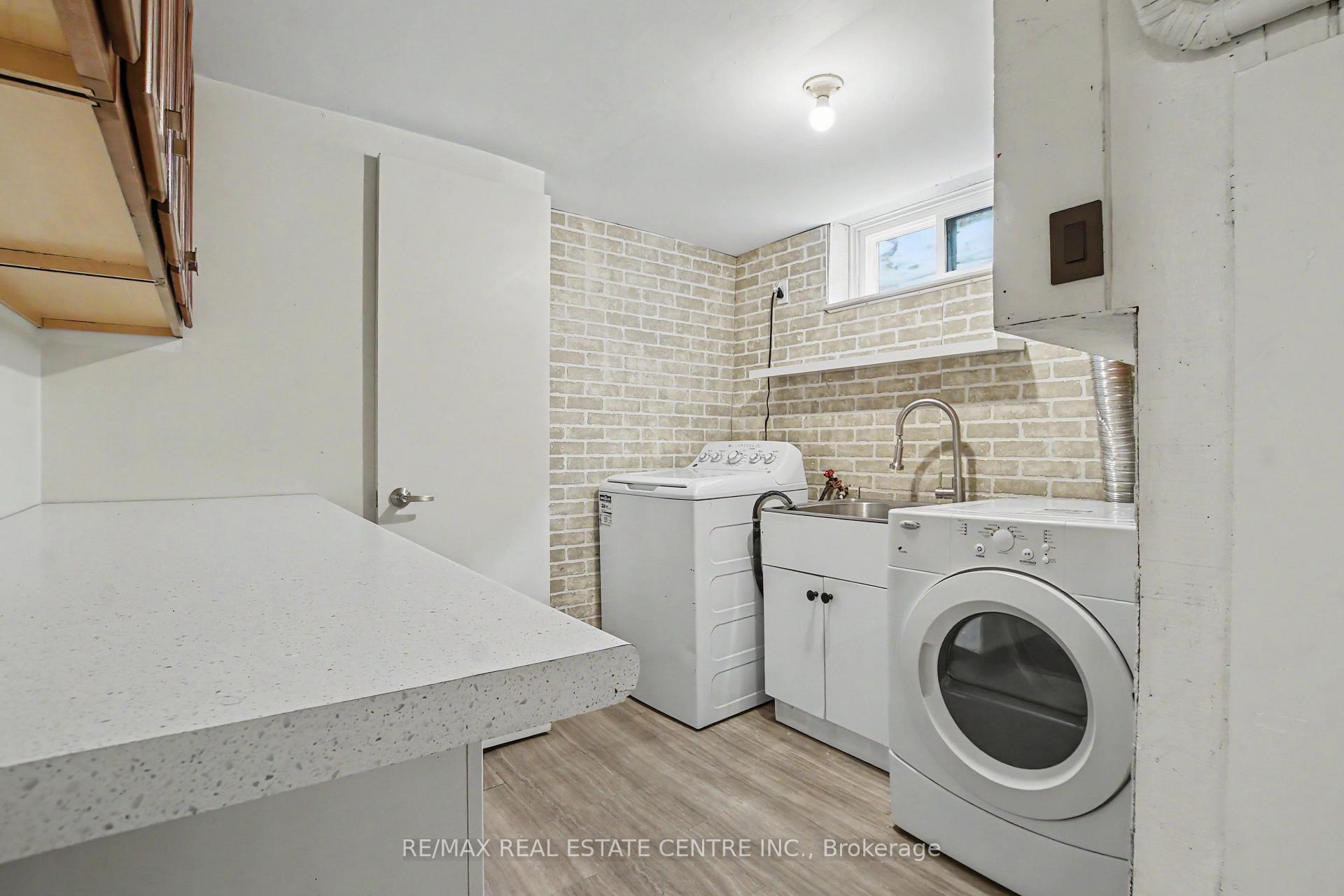 Photo 37 of 46 Northwood Drive, Brampton, Northwood Park — HOMEH