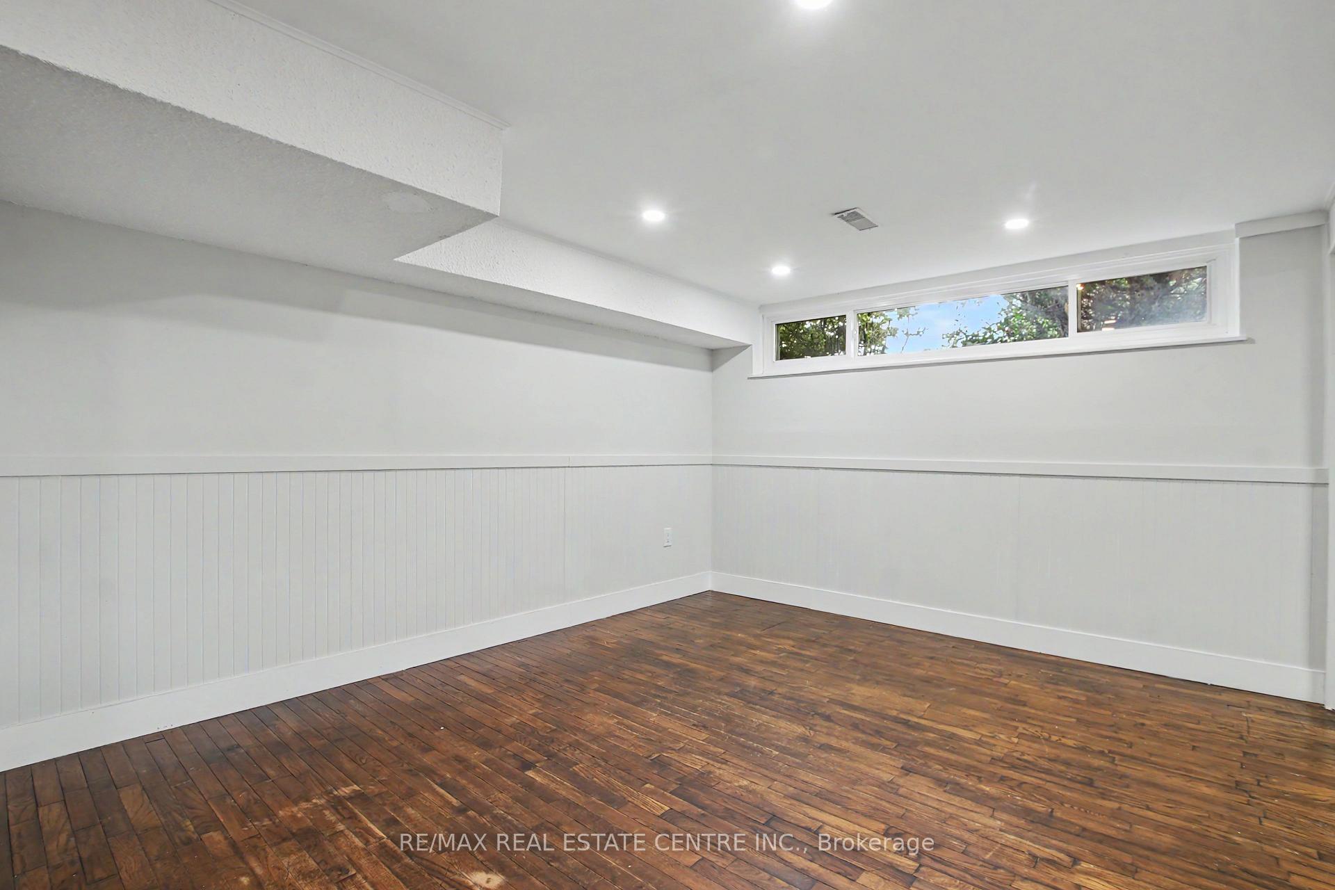 Photo 38 of 46 Northwood Drive, Brampton, Northwood Park — HOMEH