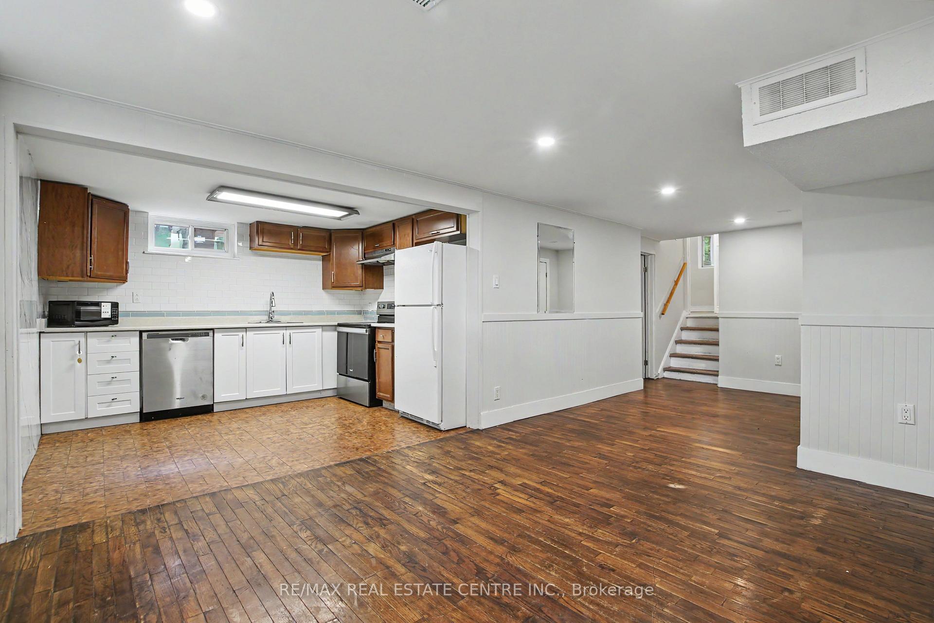 Photo 41 of 46 Northwood Drive, Brampton, Northwood Park — HOMEH