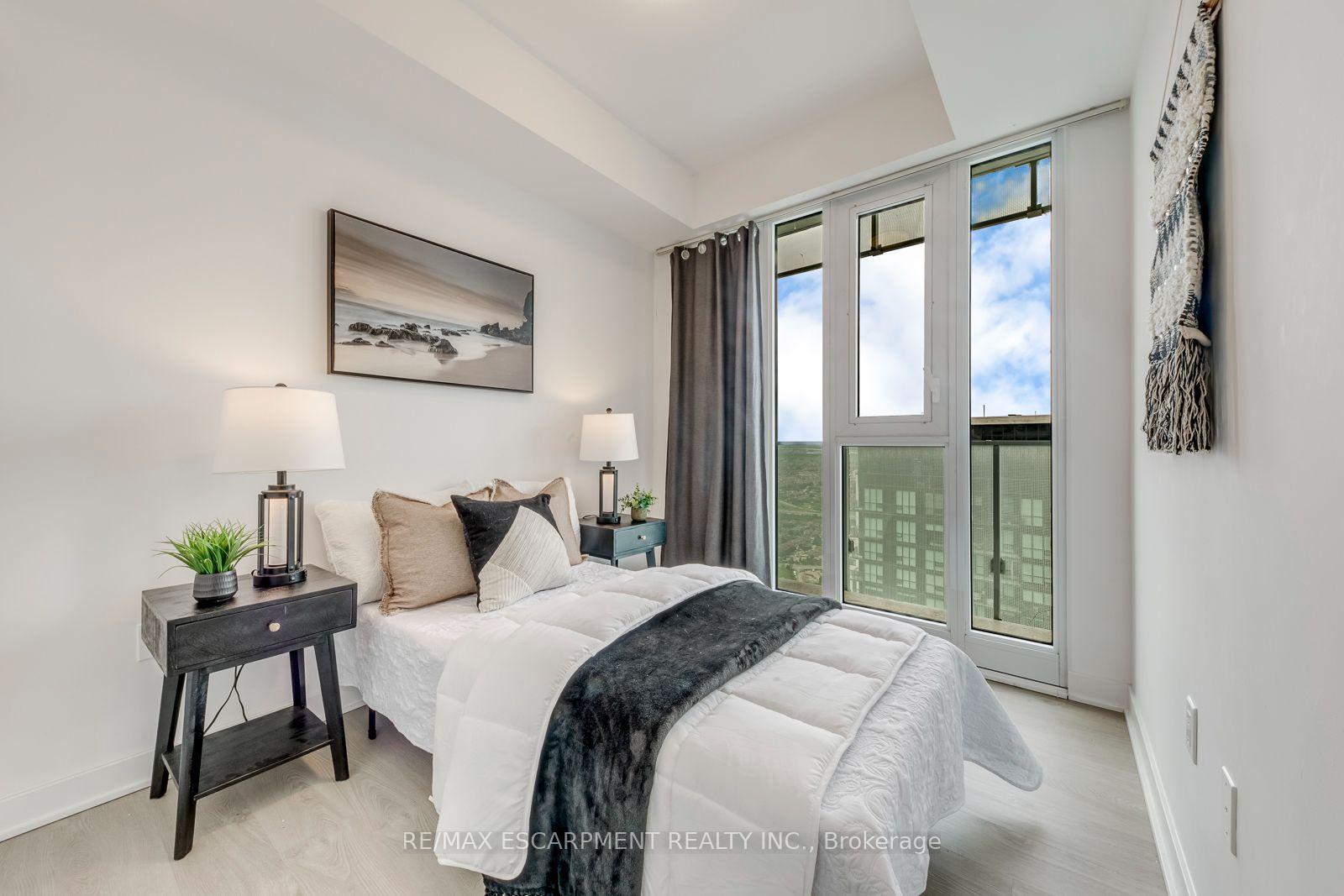 Photo 18 of Unit 5010, 3900 Confederation Parkway, Mississauga, City Centre — HOMEH