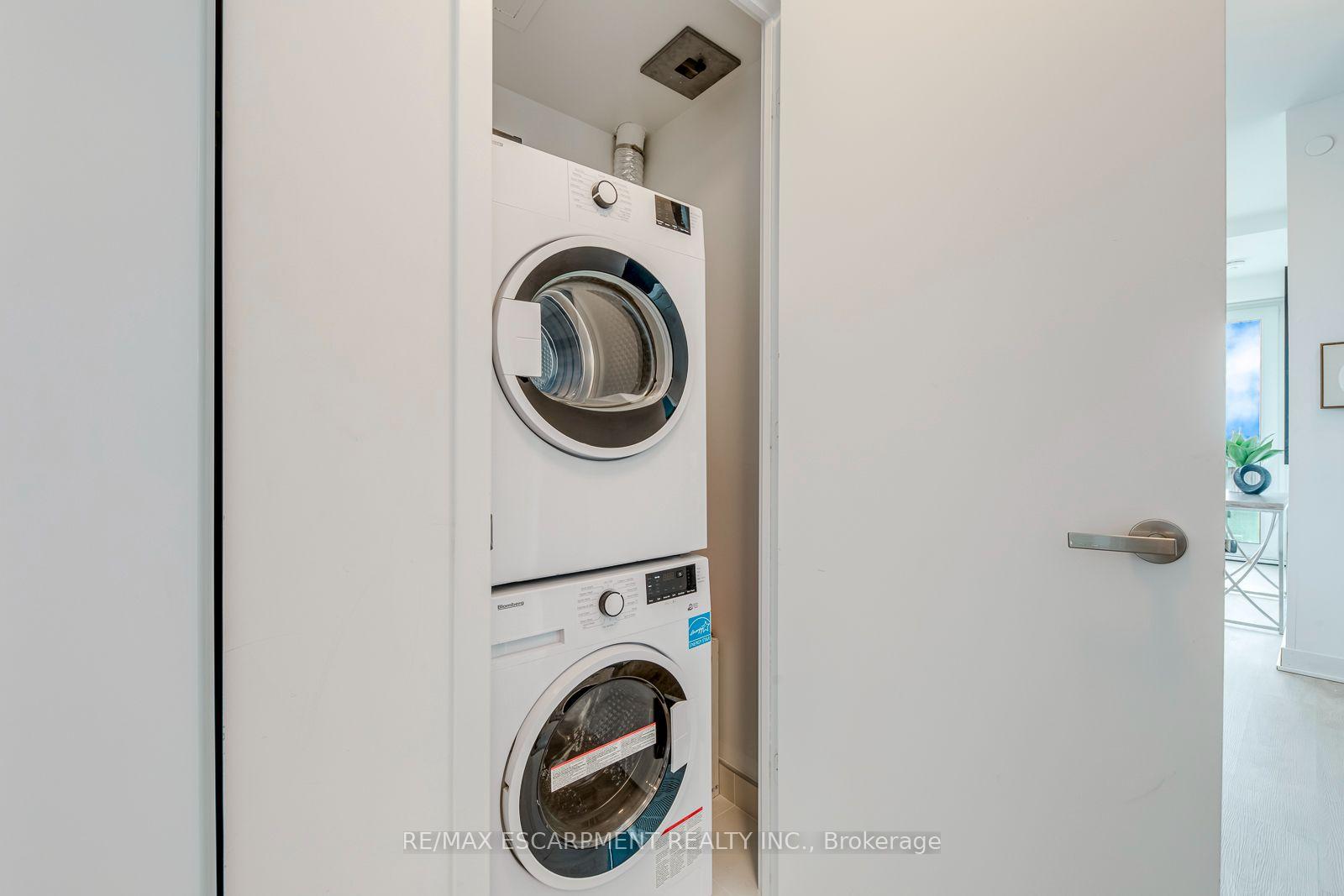 Photo 20 of Unit 5010, 3900 Confederation Parkway, Mississauga, City Centre — HOMEH