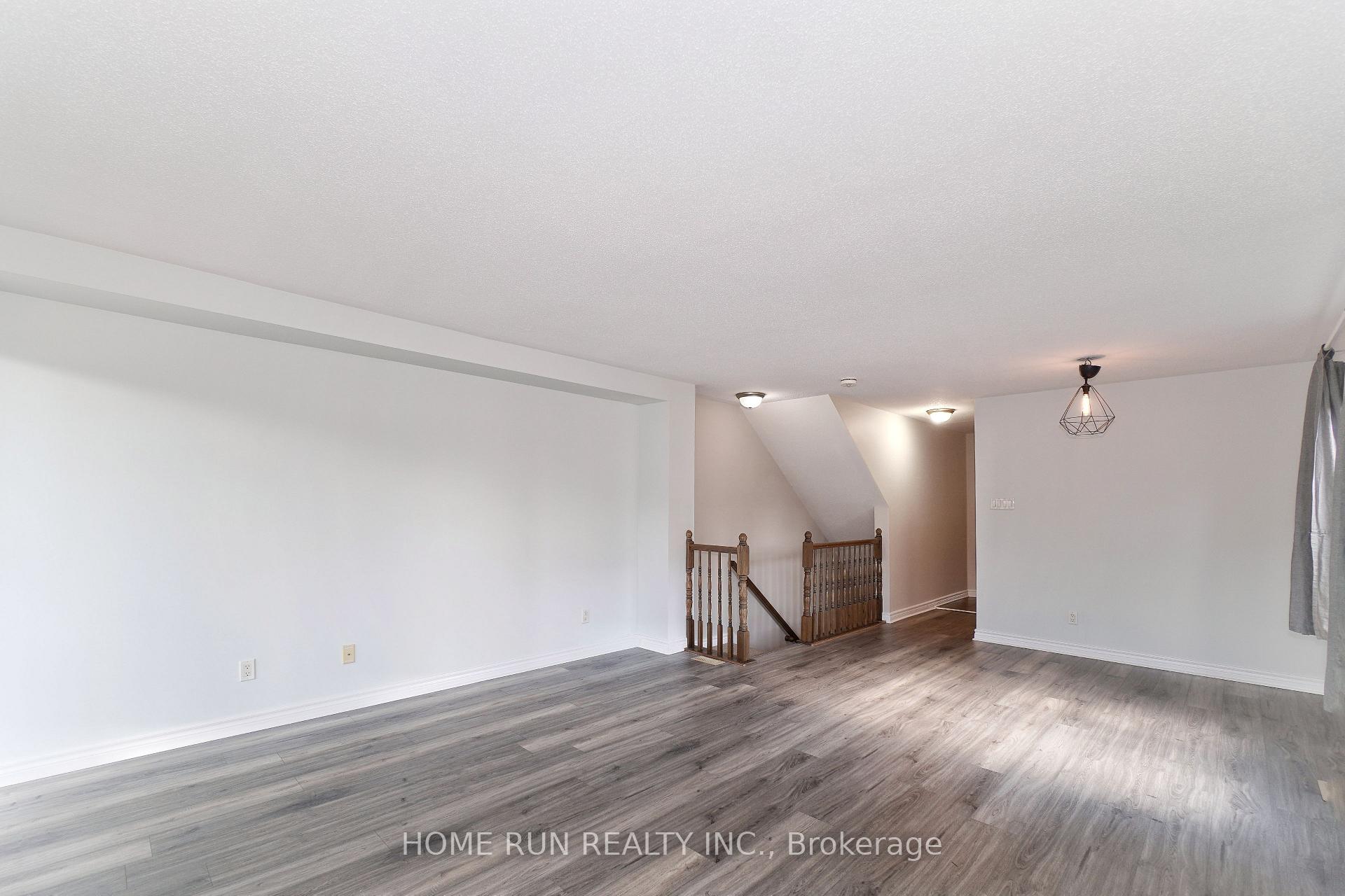 Photo 6 of Unit B, 613 Chapman Mills Drive, Ottawa, Barrhaven - Strandherd — HOMEH