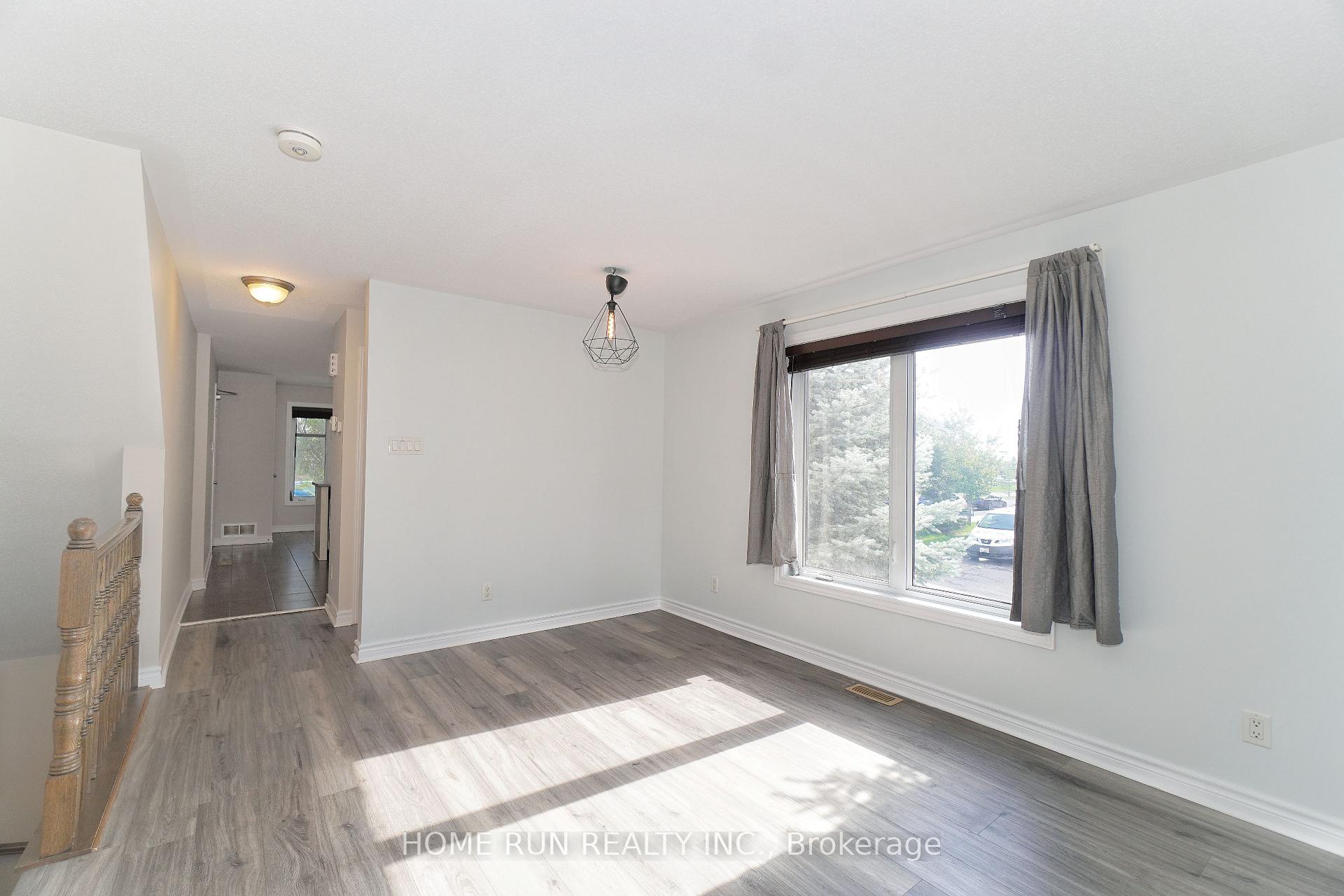 Photo 9 of Unit B, 613 Chapman Mills Drive, Ottawa, Barrhaven - Strandherd — HOMEH