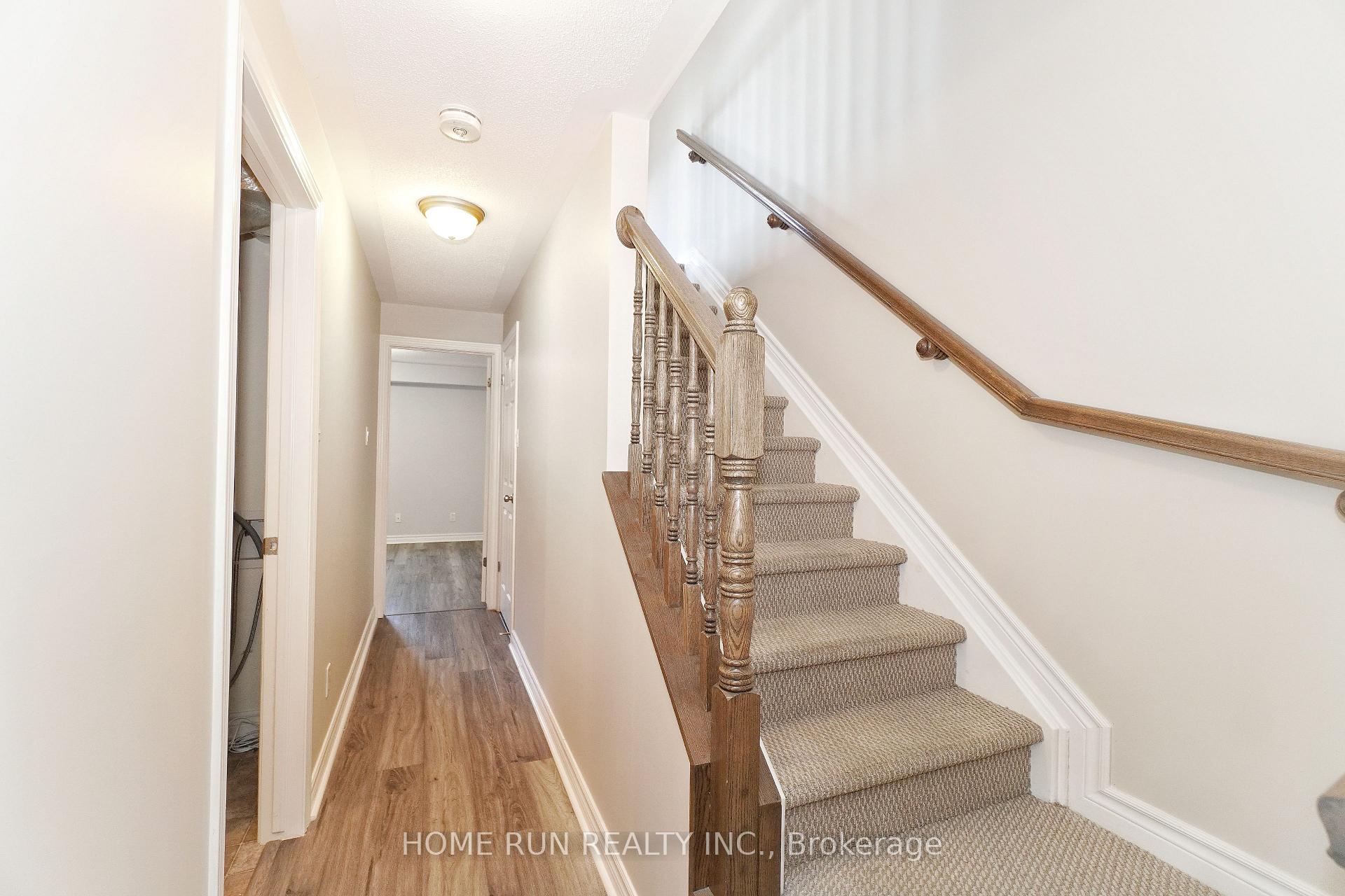 Photo 17 of Unit B, 613 Chapman Mills Drive, Ottawa, Barrhaven - Strandherd — HOMEH