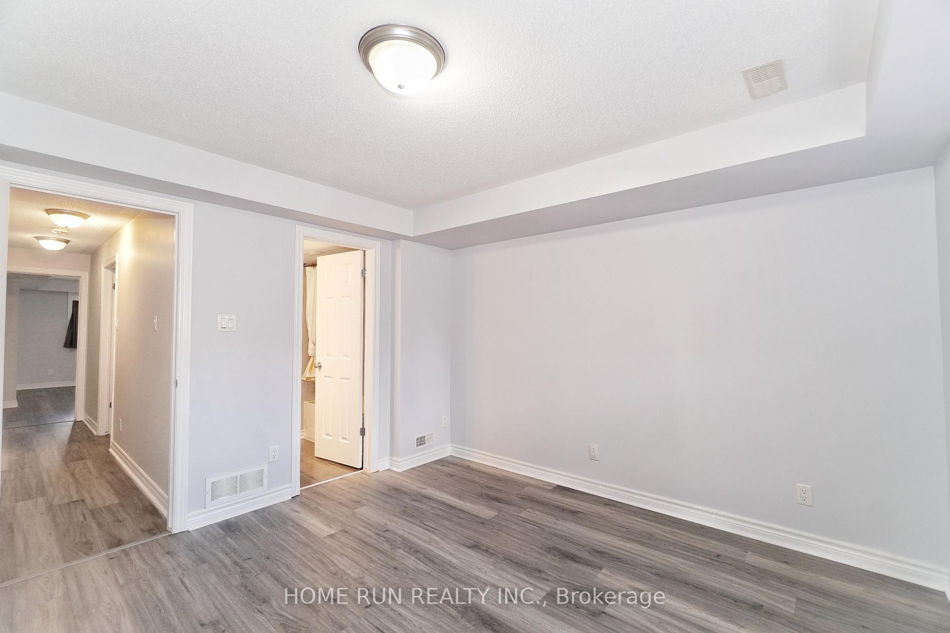 Photo 23 of Unit B, 613 Chapman Mills Drive, Ottawa, Barrhaven - Strandherd — HOMEH