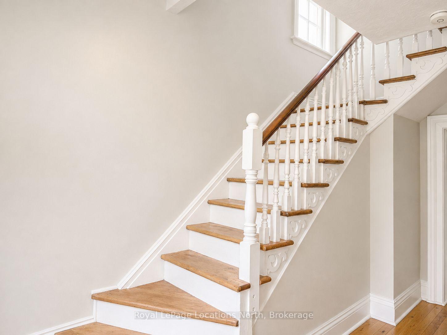 Photo 10 of 675 Stewart Street, Peterborough, Town Ward 3 — HOMEH