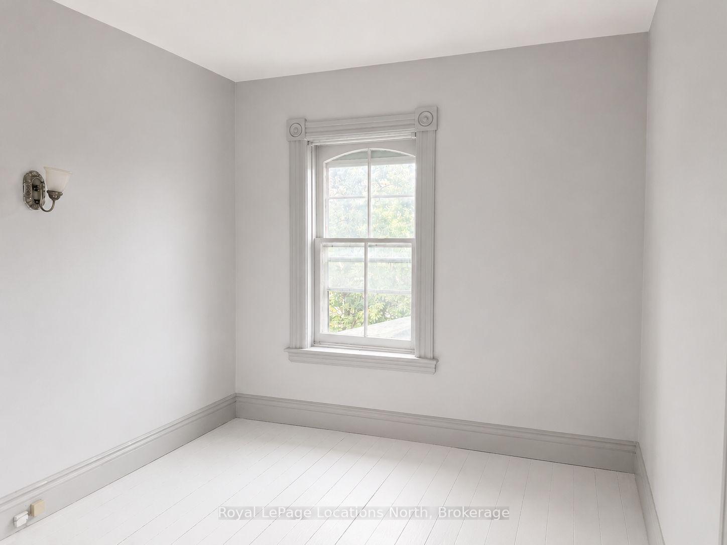 Photo 13 of 675 Stewart Street, Peterborough, Town Ward 3 — HOMEH