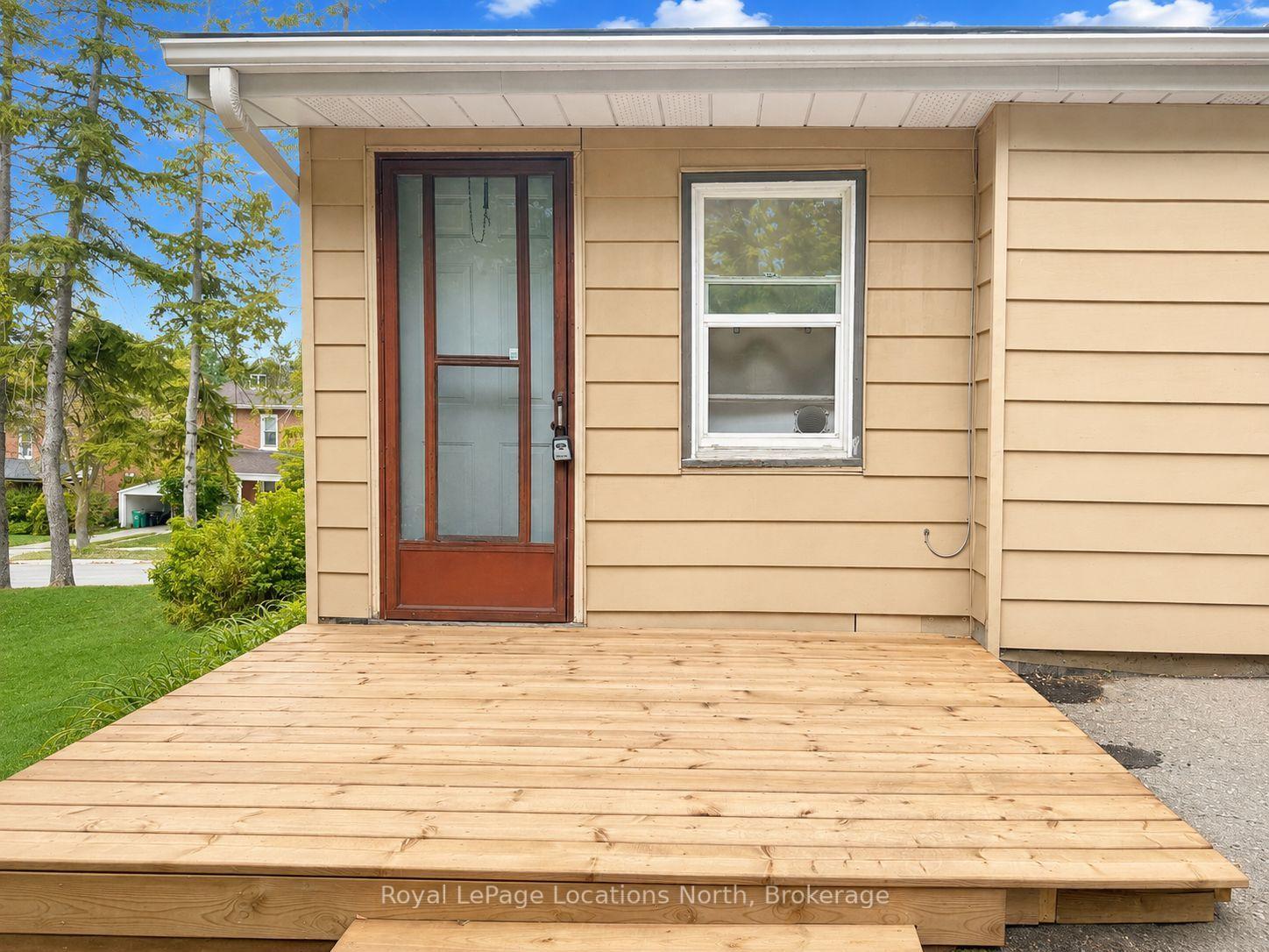 Photo 19 of 675 Stewart Street, Peterborough, Town Ward 3 — HOMEH