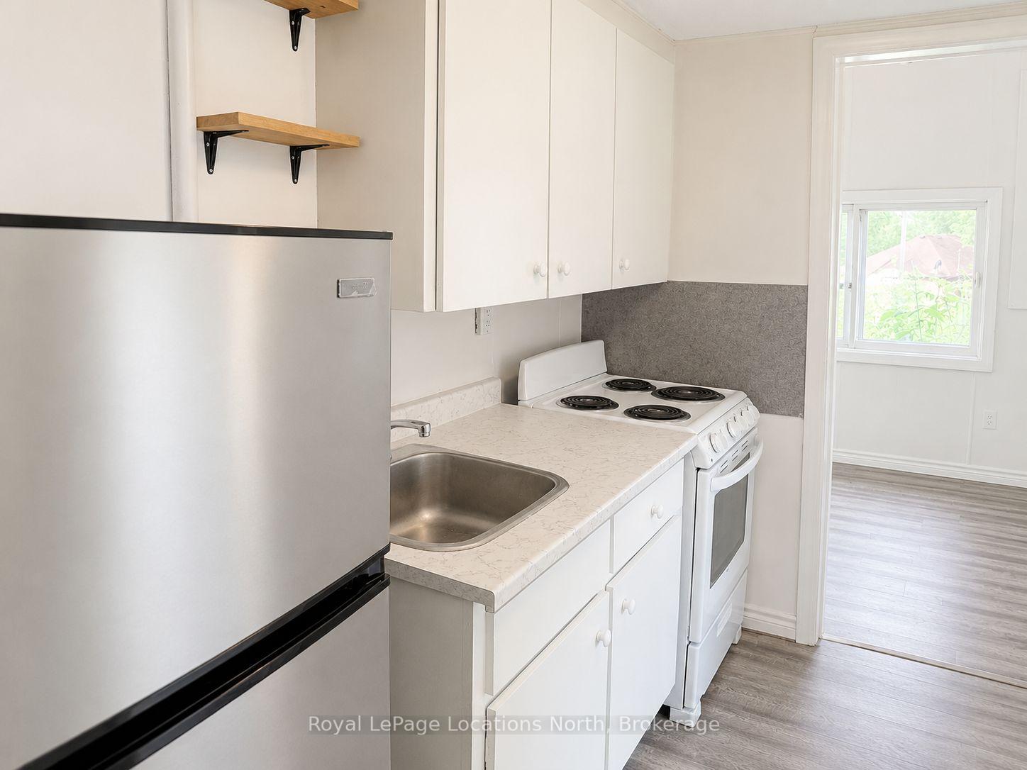 Photo 21 of 675 Stewart Street, Peterborough, Town Ward 3 — HOMEH
