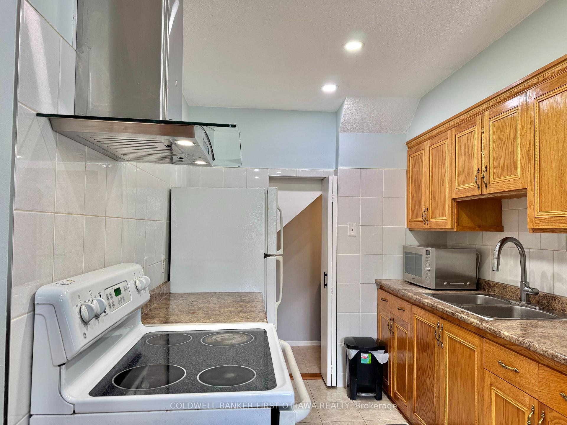 Photo 25 of Unit 85, 19 Sonnet Crescent, Ottawa, Westcliffe Estates — HOMEH