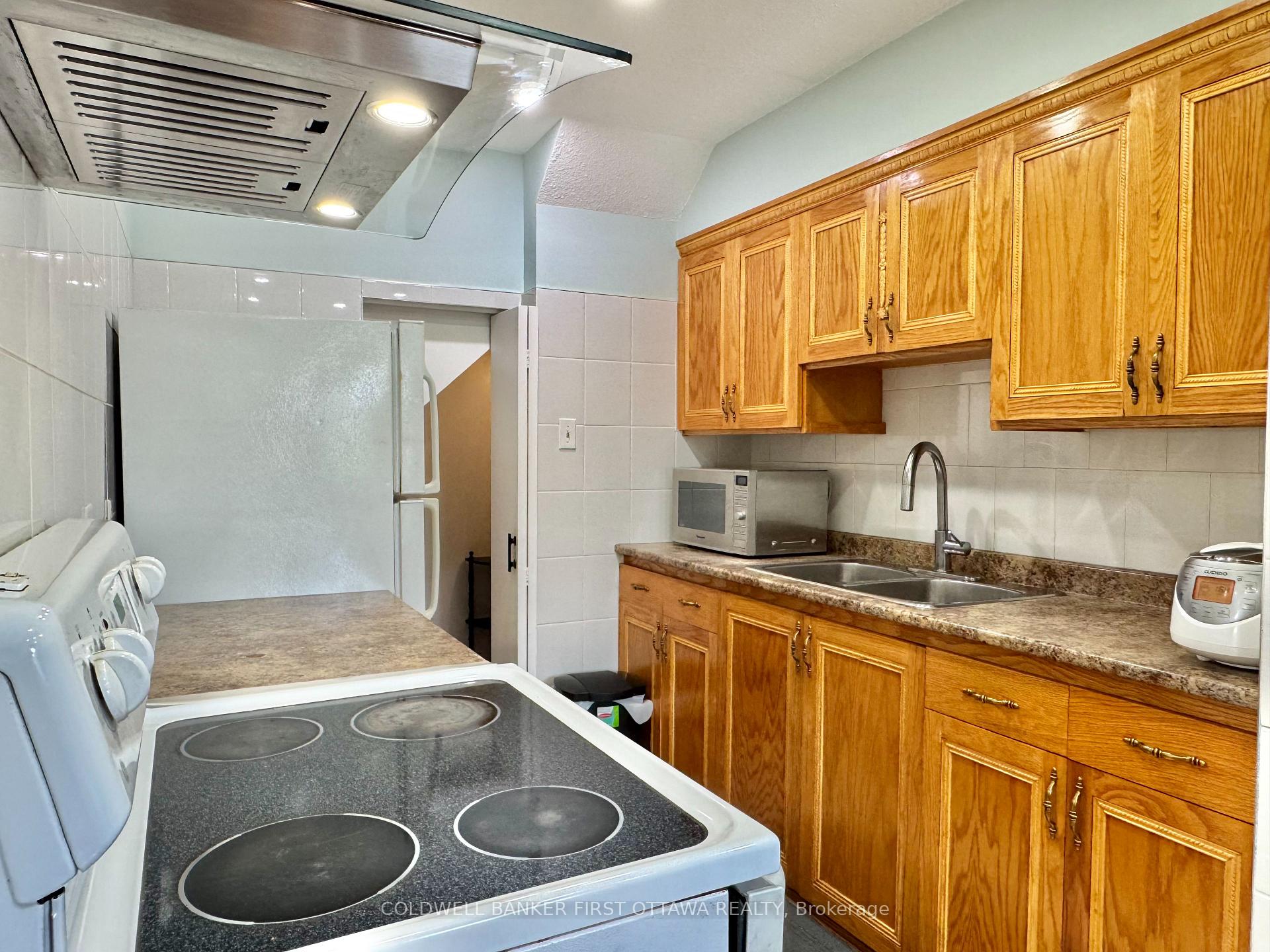 Photo 28 of Unit 85, 19 Sonnet Crescent, Ottawa, Westcliffe Estates — HOMEH