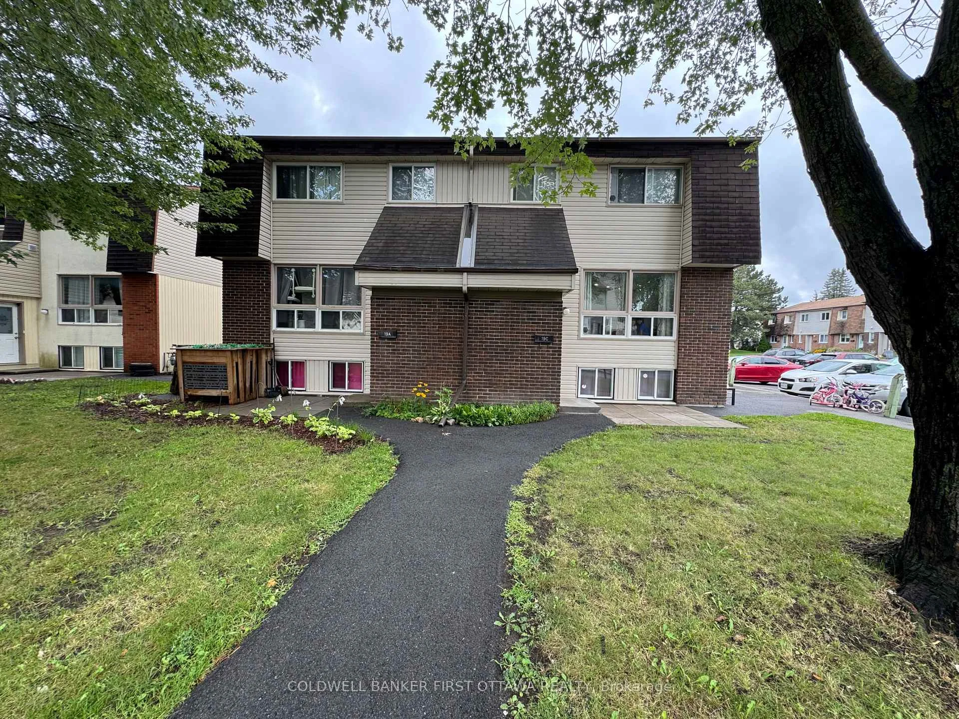Photo 5 of Unit 85, 19 Sonnet Crescent, Ottawa, Westcliffe Estates — HOMEH
