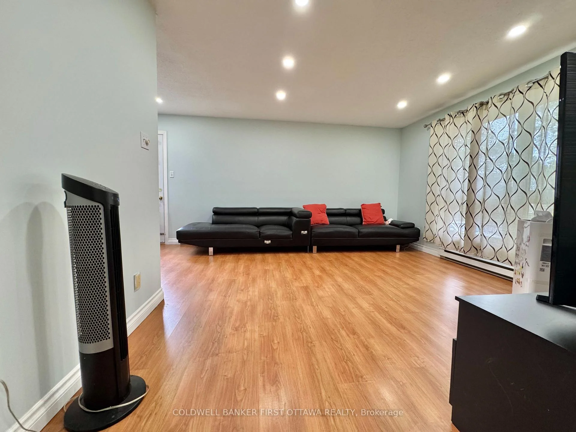 Photo 32 of Unit 85, 19 Sonnet Crescent, Ottawa, Westcliffe Estates — HOMEH