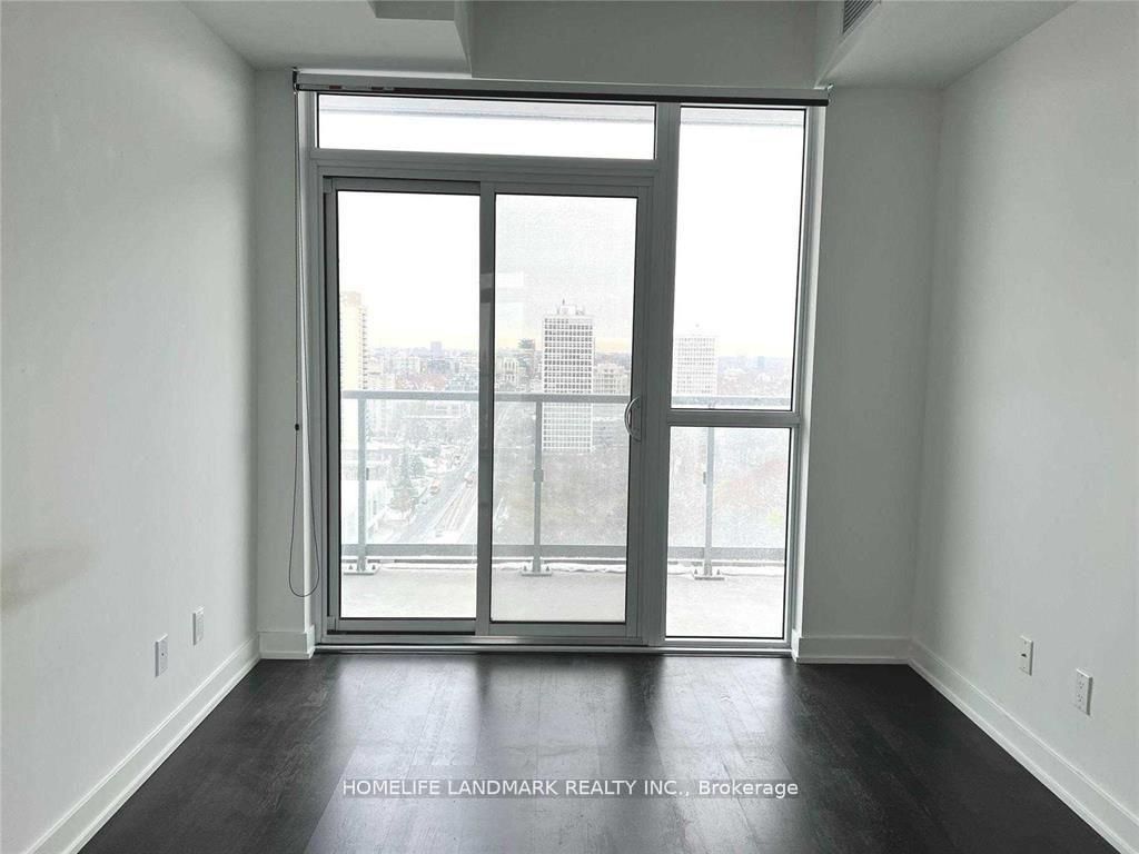 Photo 7 of Unit 1604, 501 St Clair Avenue W, Toronto, Casa Loma — HOMEH