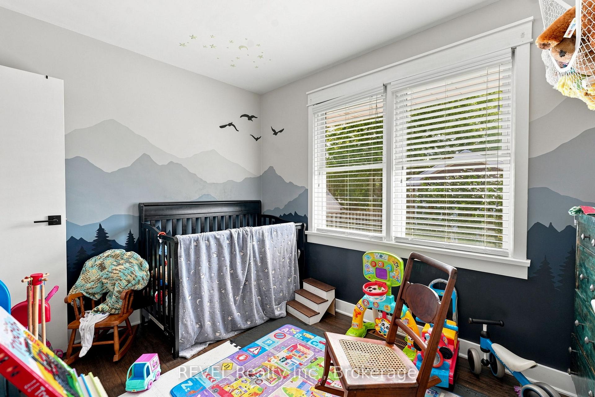 Photo 12 of 14 Gram Avenue, Welland, N. Welland — HOMEH