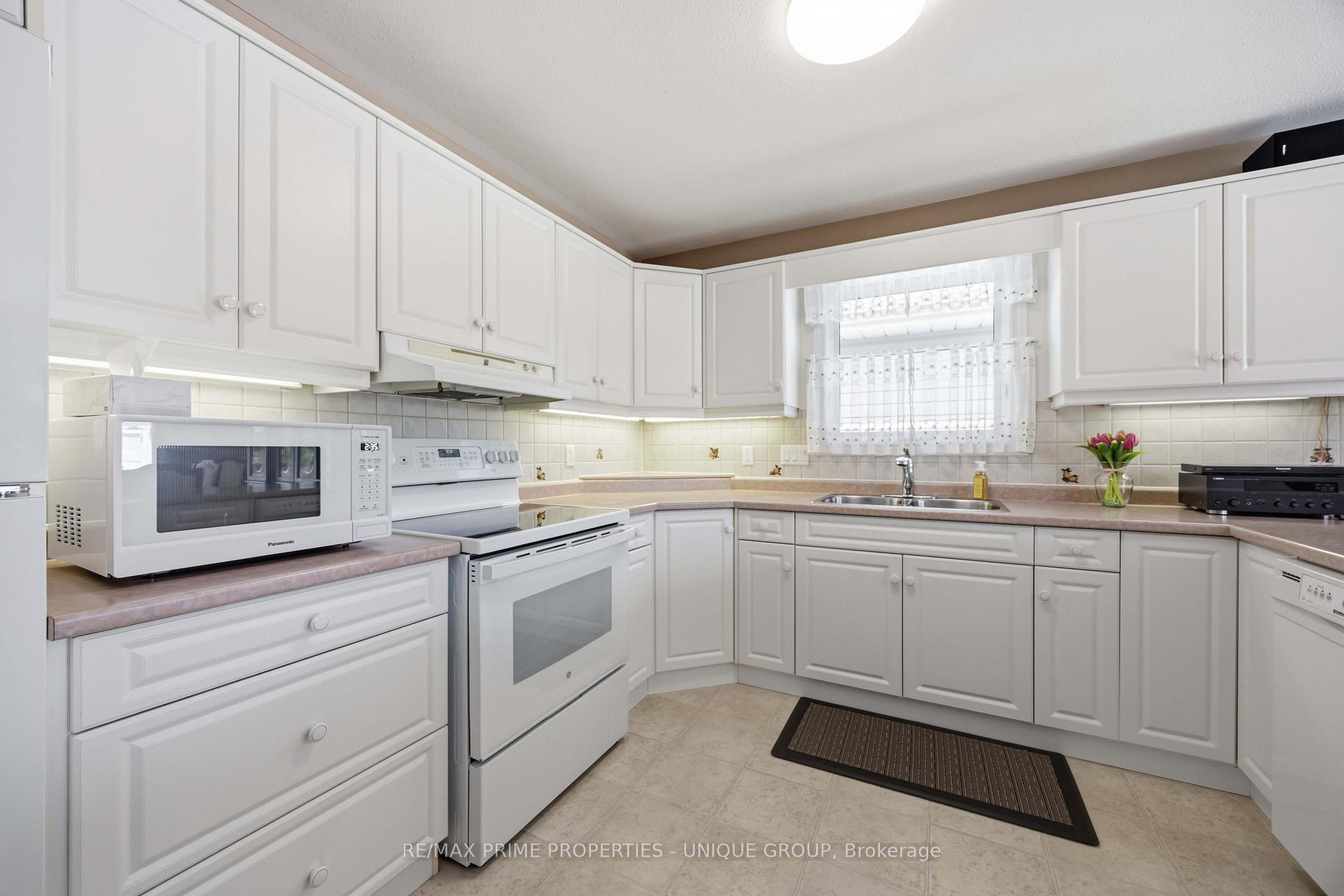 Photo 12 of Unit 71, 5700 Blackwell Side Road, Sarnia — HOMEH