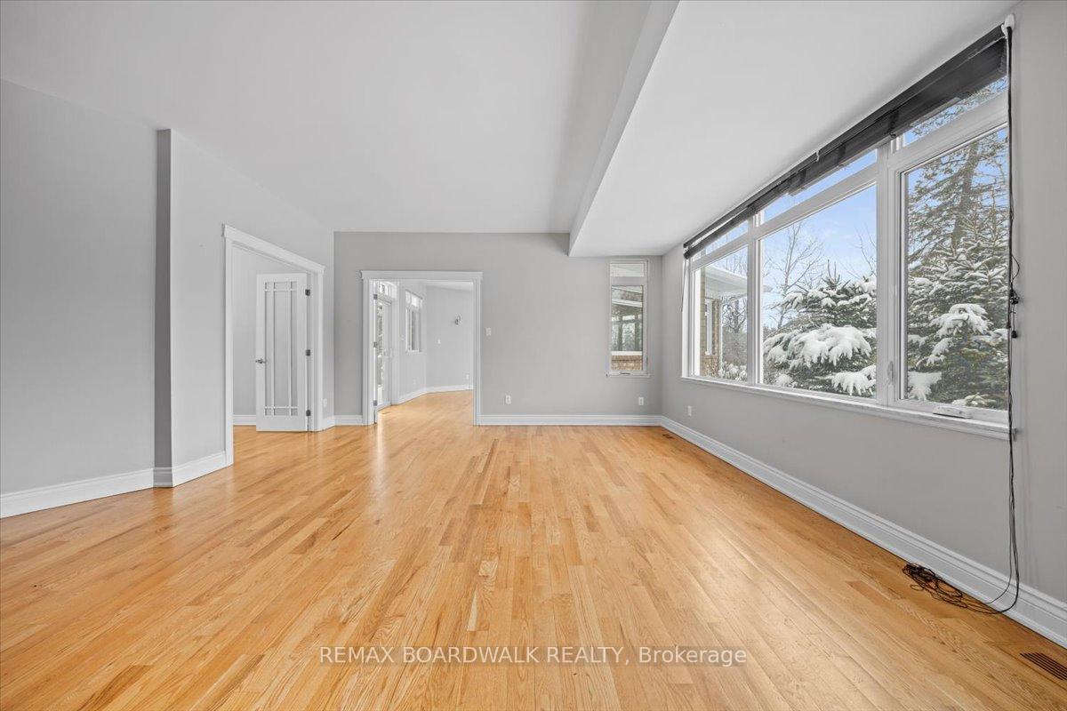 Photo 6 of 3437 Baskins Beach Road, Ottawa, Dunrobin Shores — HOMEH