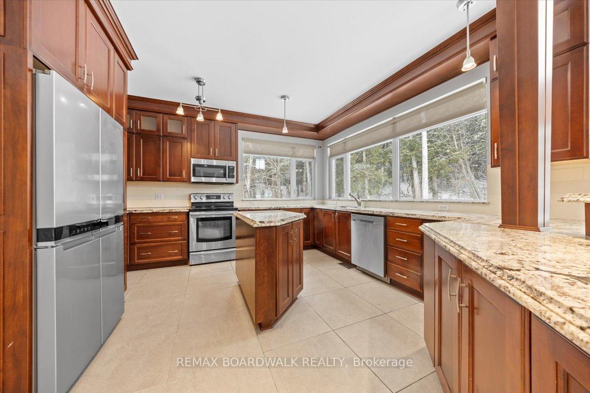Photo 15 of 3437 Baskins Beach Road, Ottawa, Dunrobin Shores — HOMEH