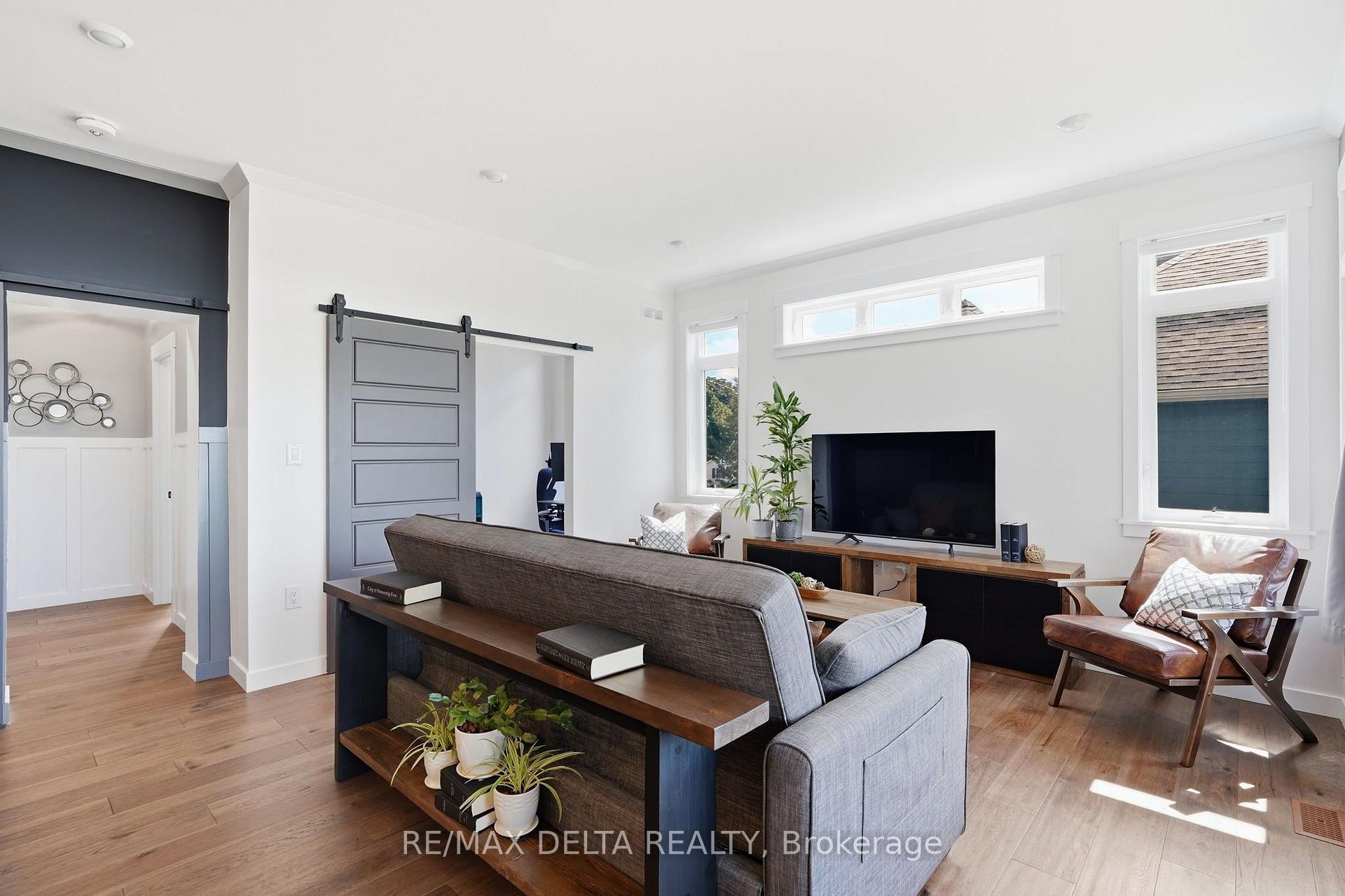 Photo 14 of 100 Pendleton Street, Champlain, Vankleek Hill — HOMEH