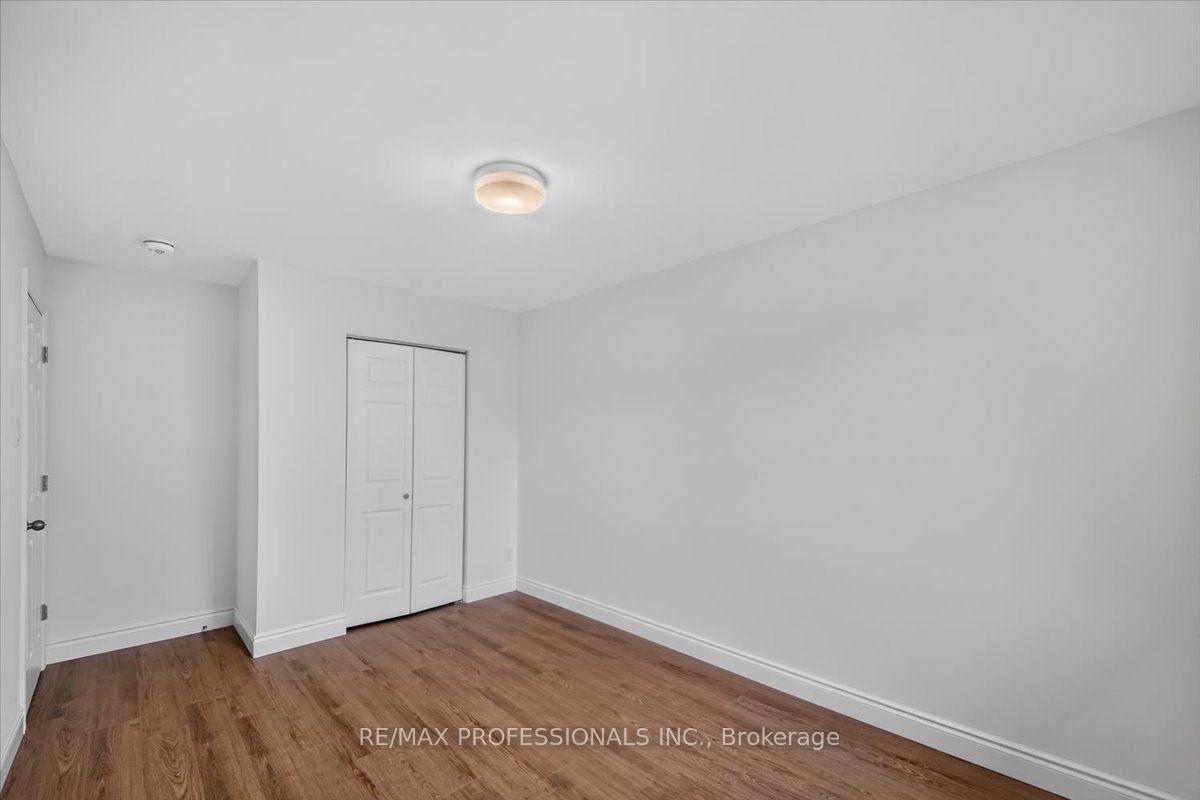Photo 12 of Unit 6, 2687 Bromsgrove Road, Mississauga, Clarkson — HOMEH