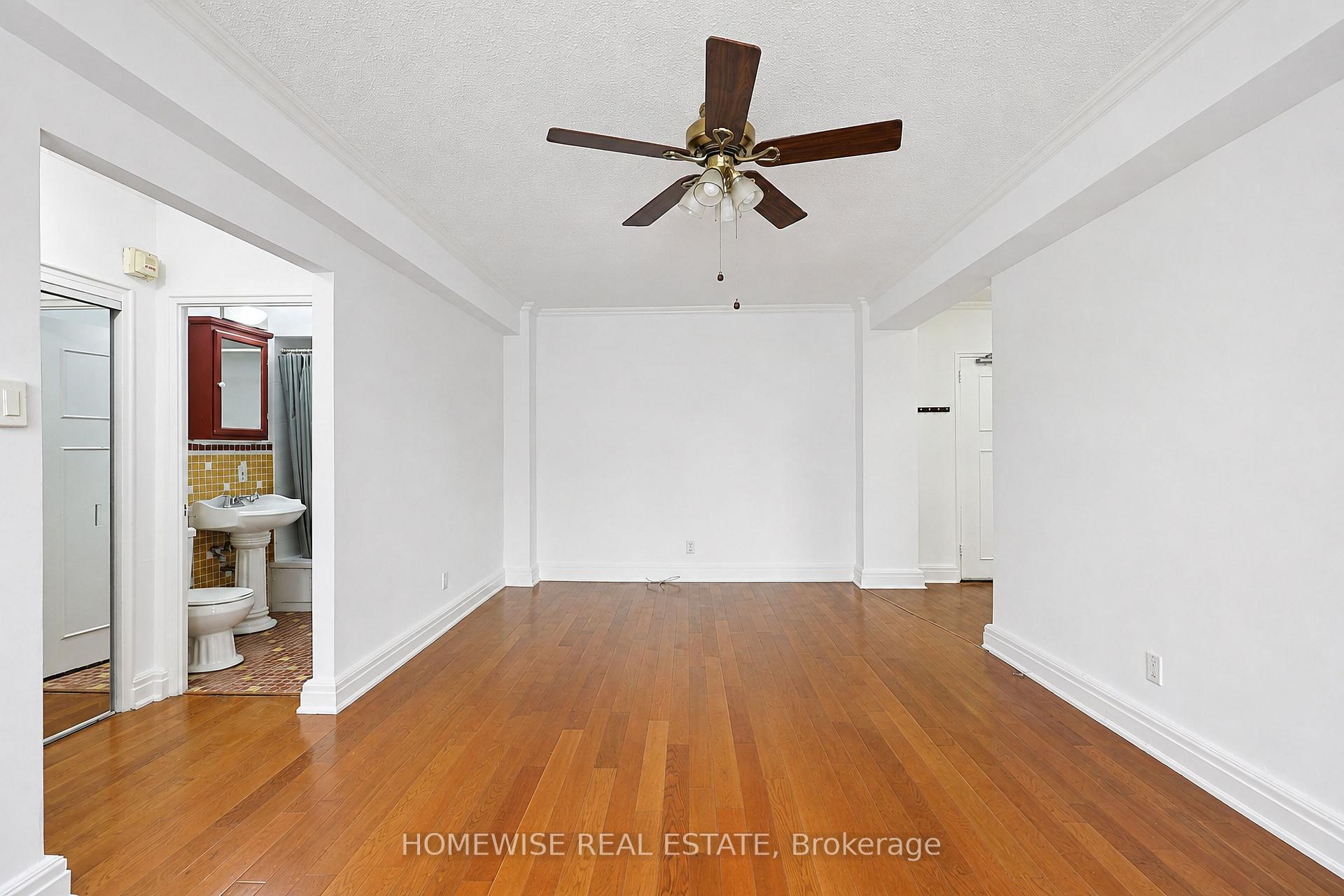 Photo 12 of Unit 401, 740 Eglinton Avenue, Toronto, Forest Hill North — HOMEH