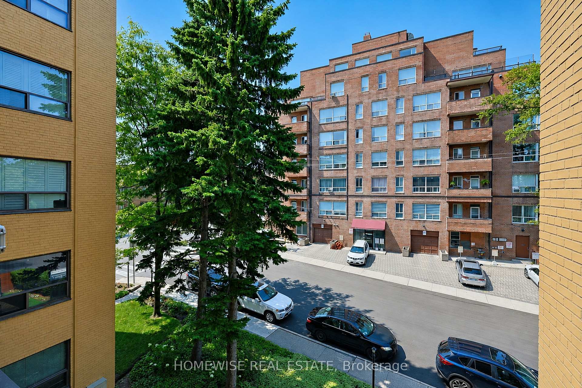 Photo 30 of Unit 401, 740 Eglinton Avenue, Toronto, Forest Hill North — HOMEH