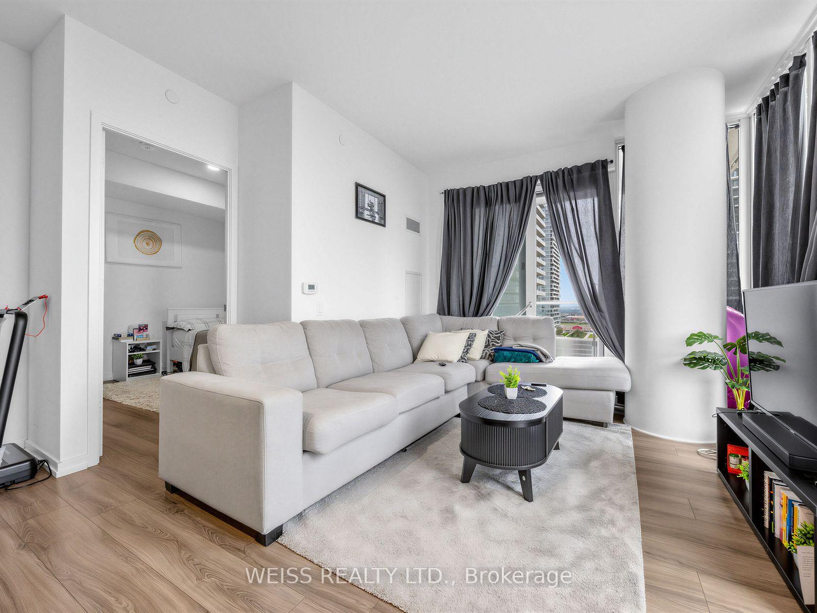 Photo 4 of Unit 1606, 7890 Jane Street, Vaughan, Concord — HOMEH