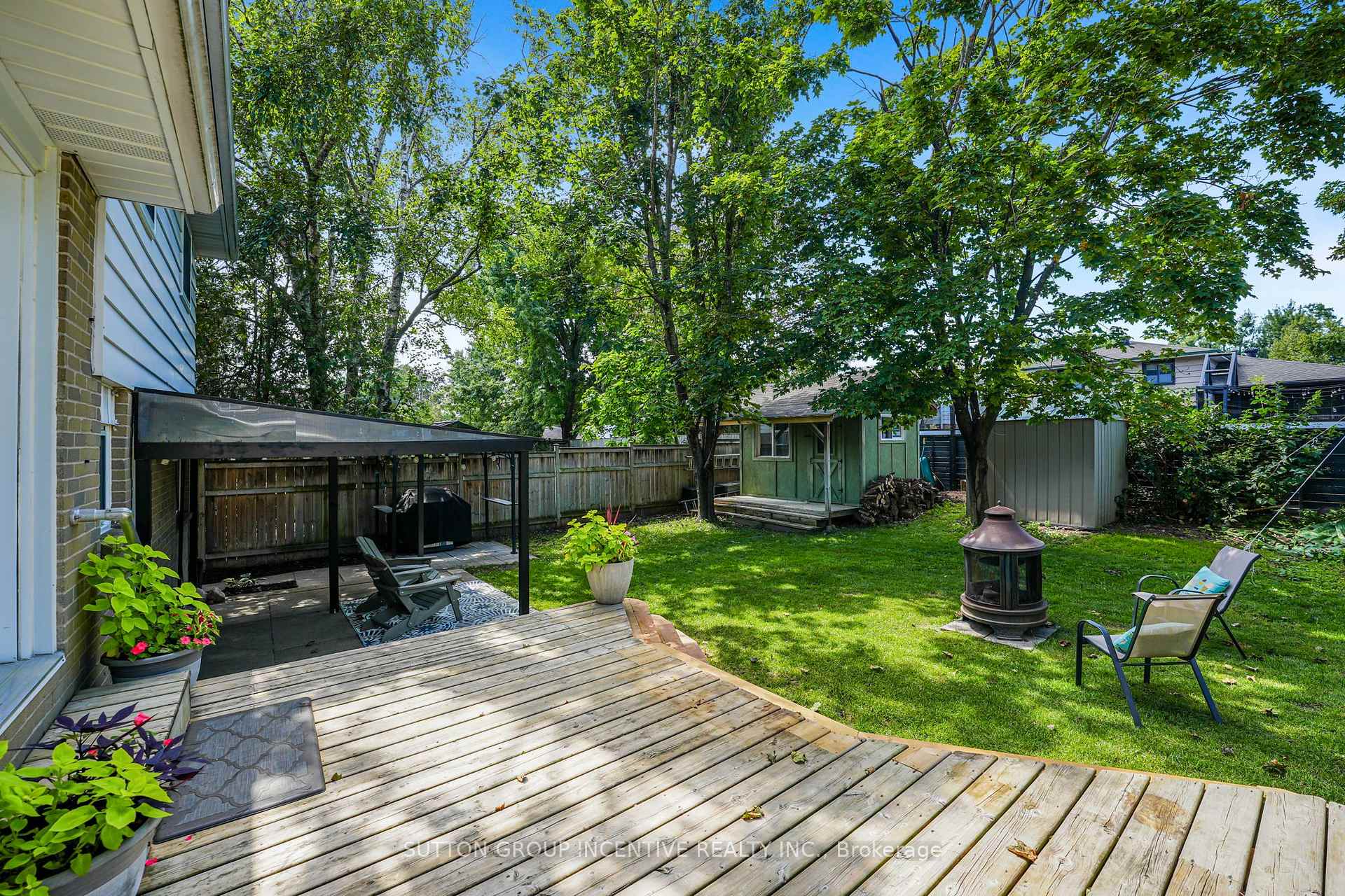 Photo 8 of 35 Jills Court, Barrie, Grove East — HOMEH