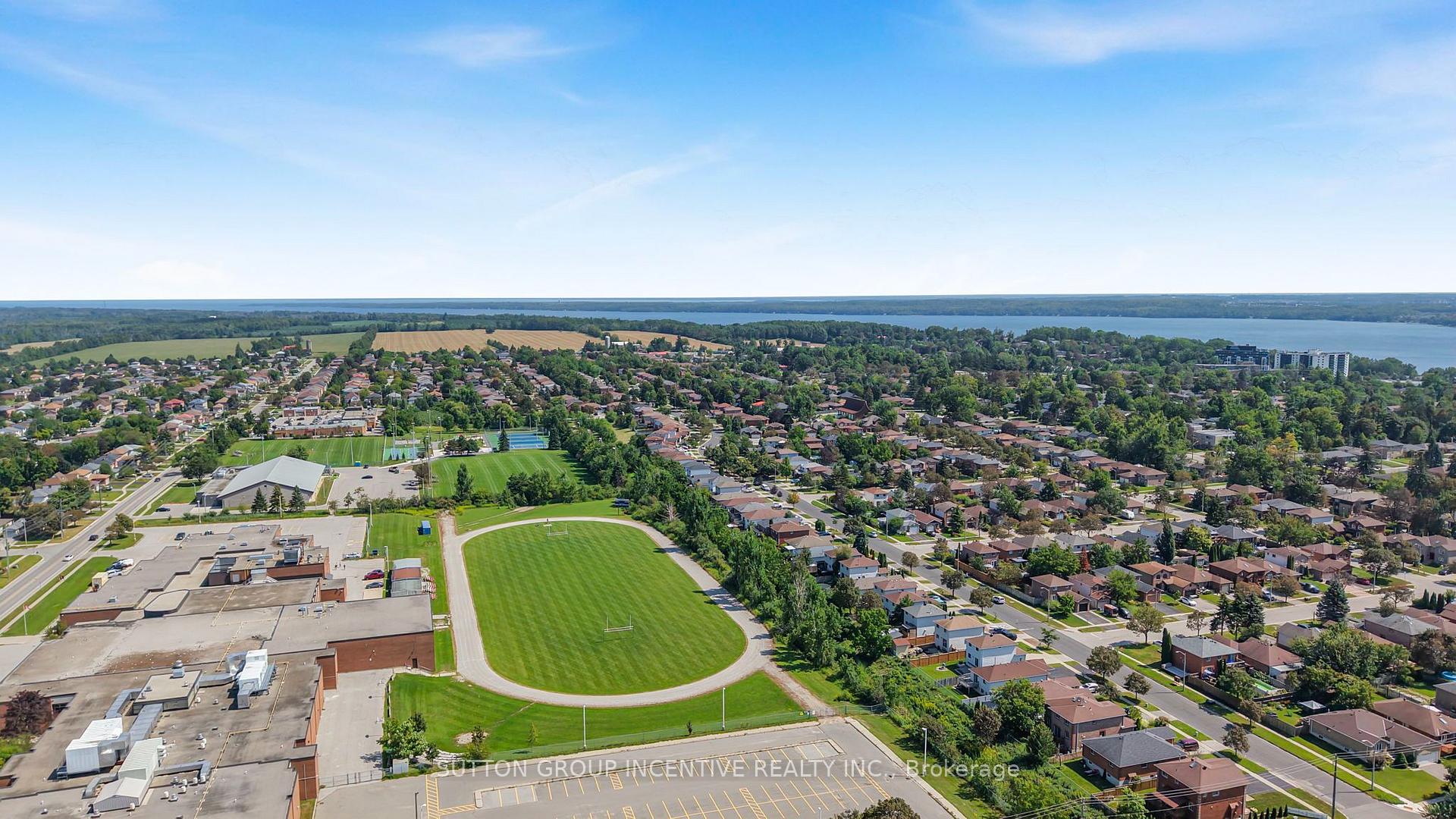 Photo 45 of 35 Jills Court, Barrie, Grove East — HOMEH