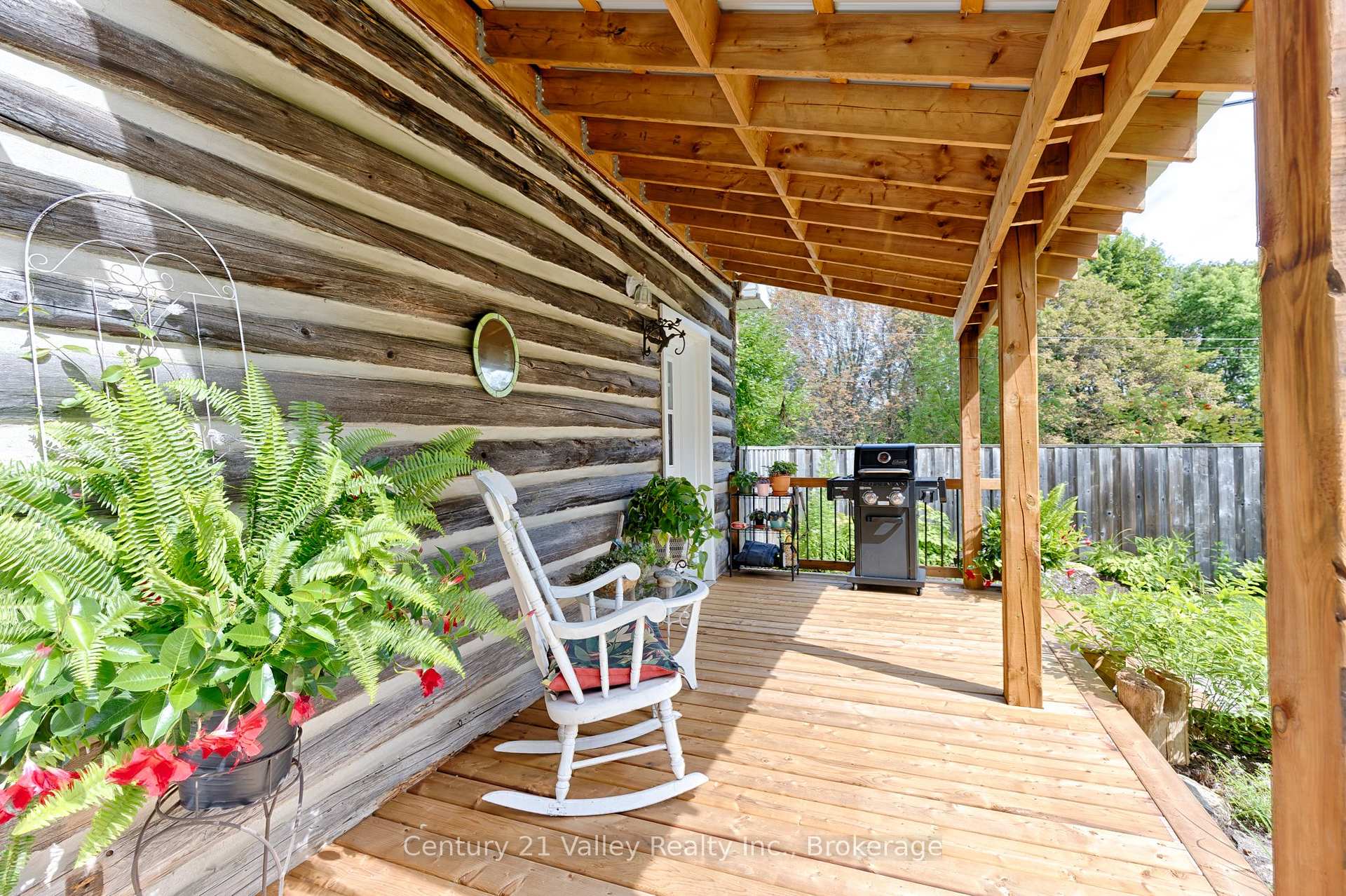 Photo 4 of 61 Melanie Street, Bonnechere Valley, Eganville/Bonnechere Twp — HOMEH