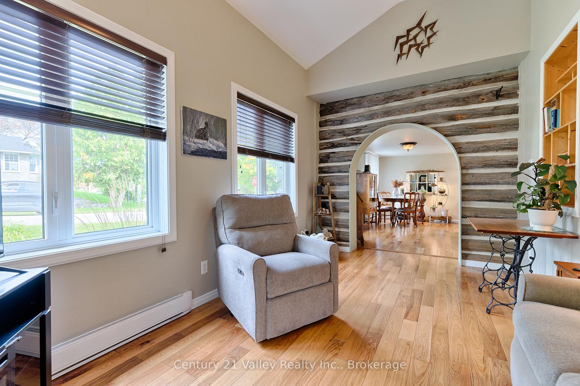 Photo 20 of 61 Melanie Street, Bonnechere Valley, Eganville/Bonnechere Twp — HOMEH