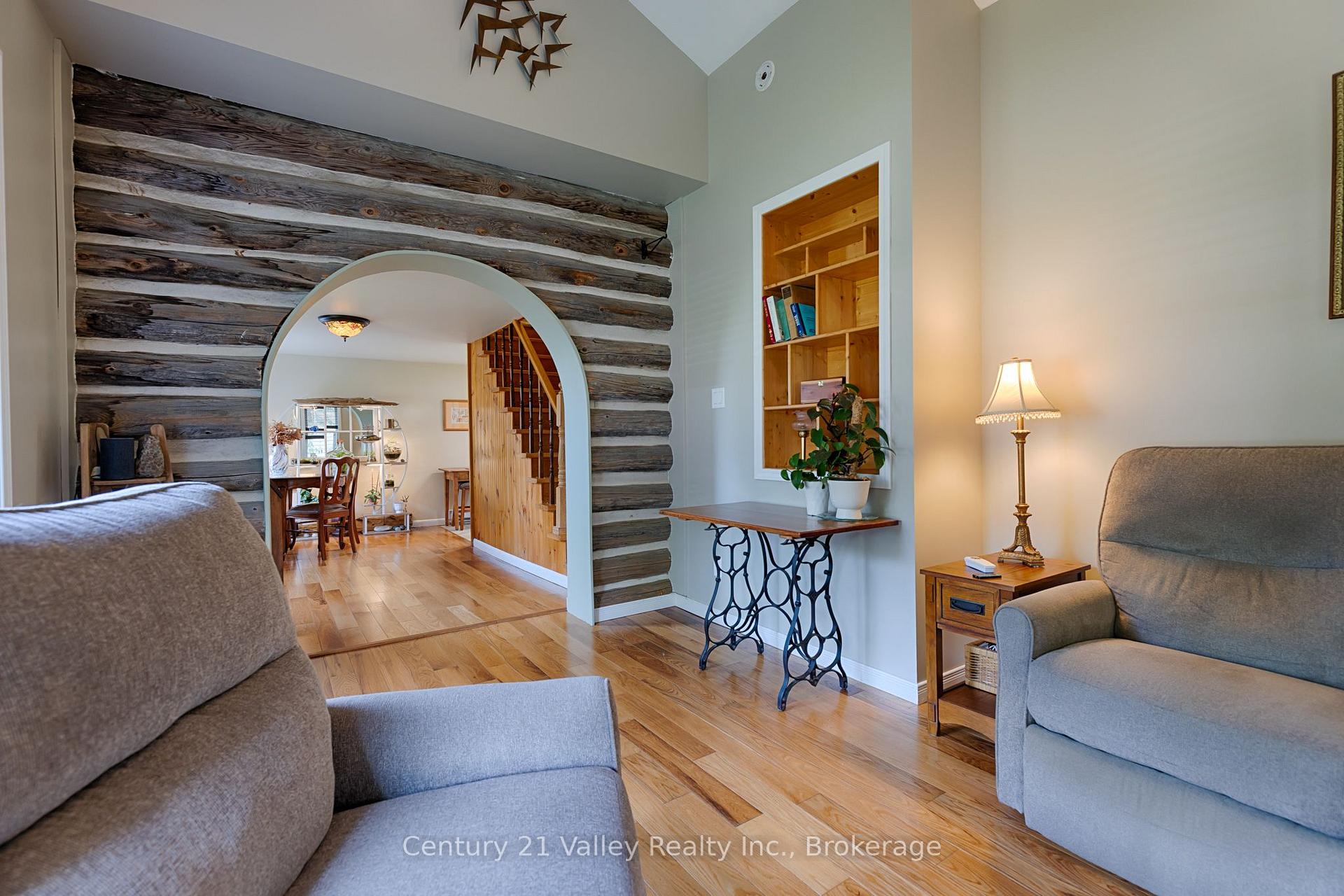 Photo 21 of 61 Melanie Street, Bonnechere Valley, Eganville/Bonnechere Twp — HOMEH